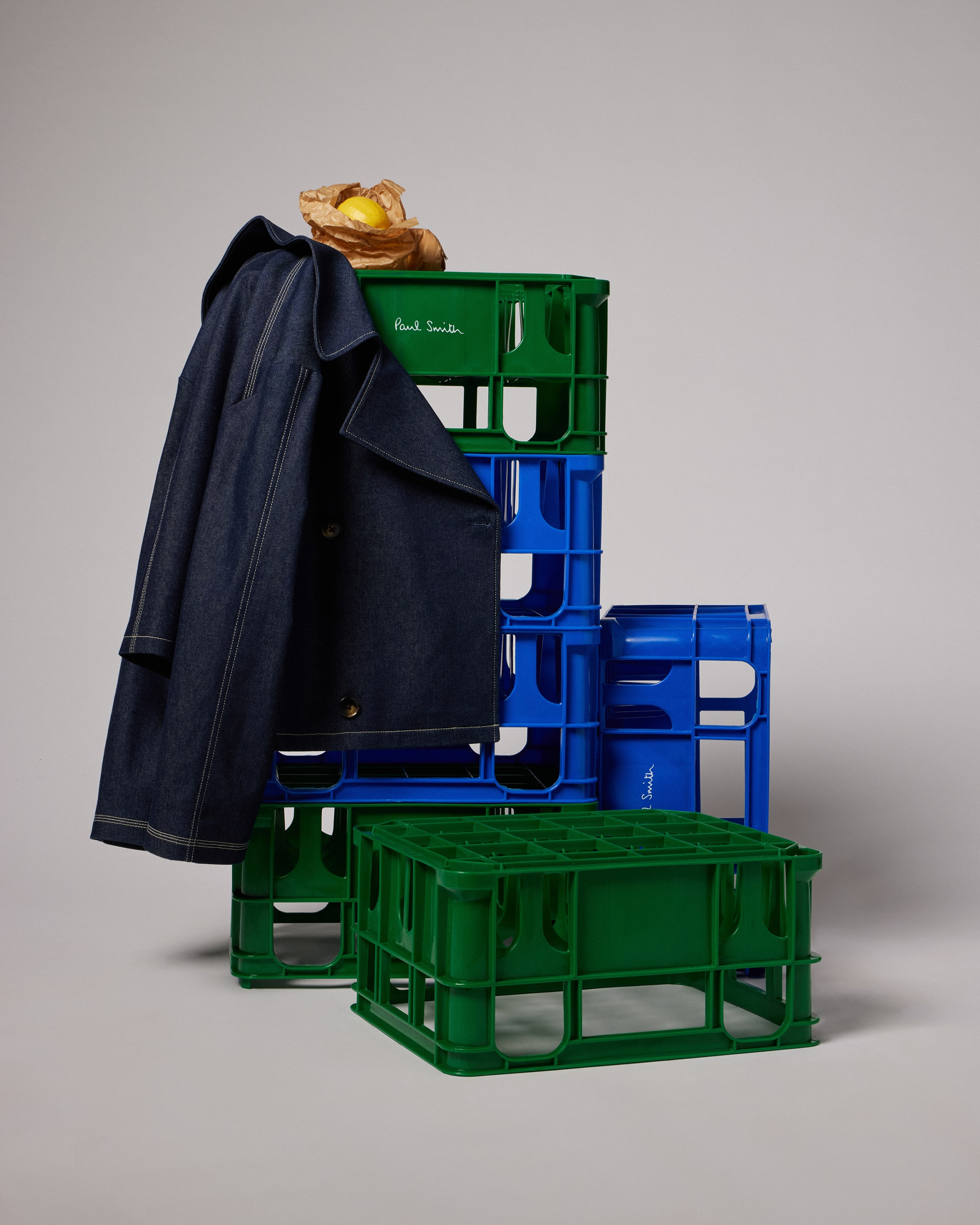 akane ポールスミスブラック レディーススーツ パンツ 裏地柄 格子柄 ポールスミスブラック パンツスーツ ブラック ストライプ柄 40 Lサイズ