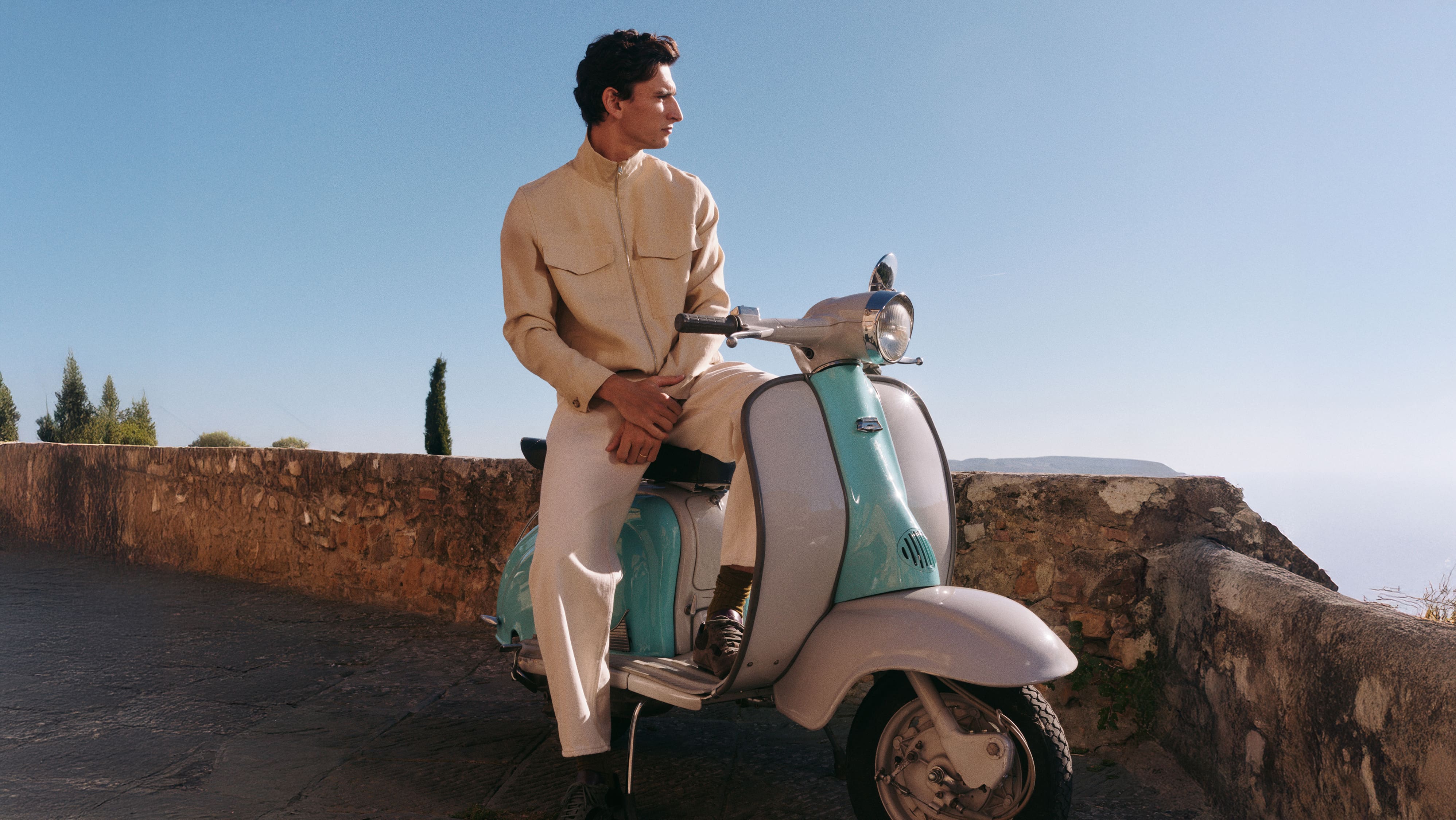 SS26_PAUL_SMITH_HIGH_SUMMER_16X98.jpg
