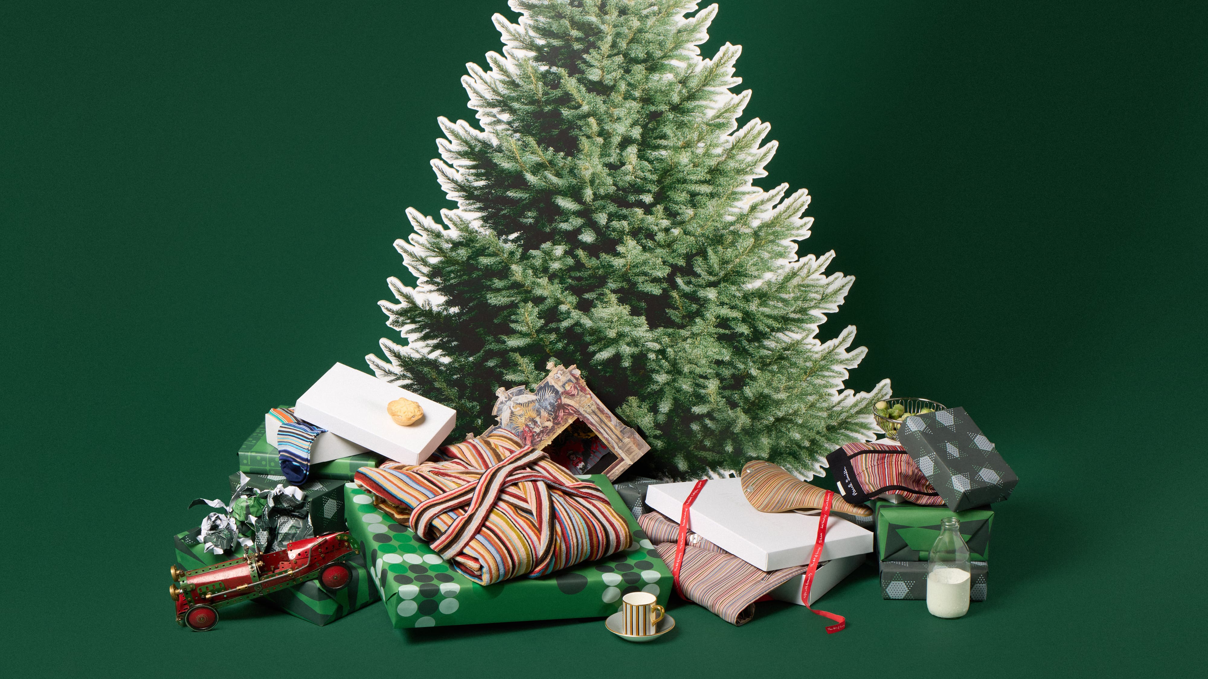 AW25_Christmas_16x9_23