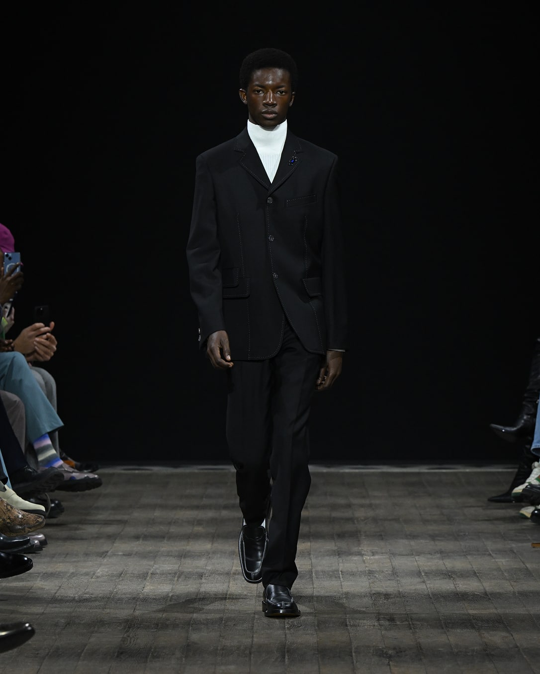 AW23_Mens_Runway_4x5_.jpg