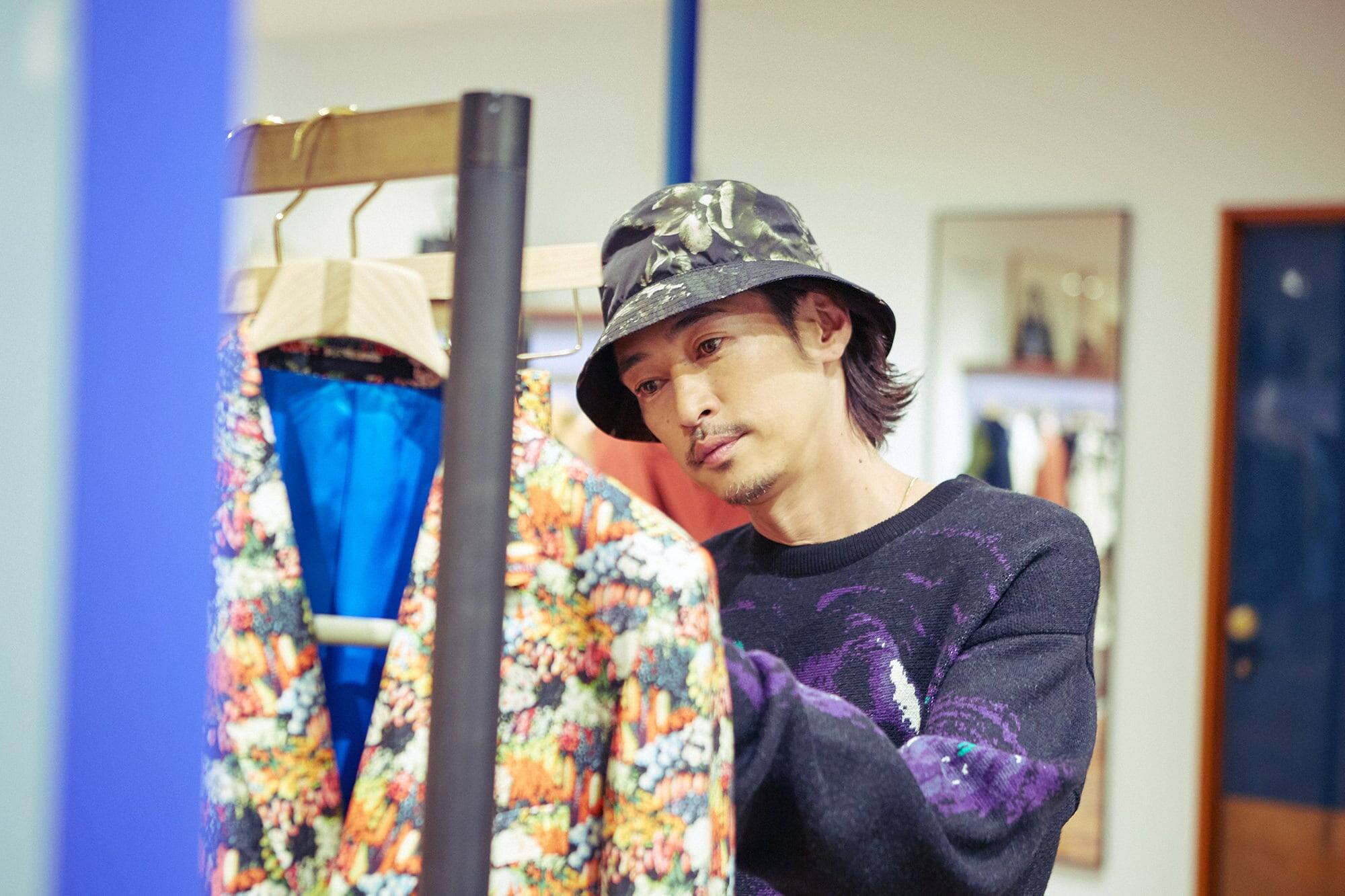 Wwd Holiday Gifts For Your Loved Ones Vol 1 Yosuke Kubozuka Wwd Holiday Gifts For Your Loved Ones Vol 1 Yosuke Kubozuka