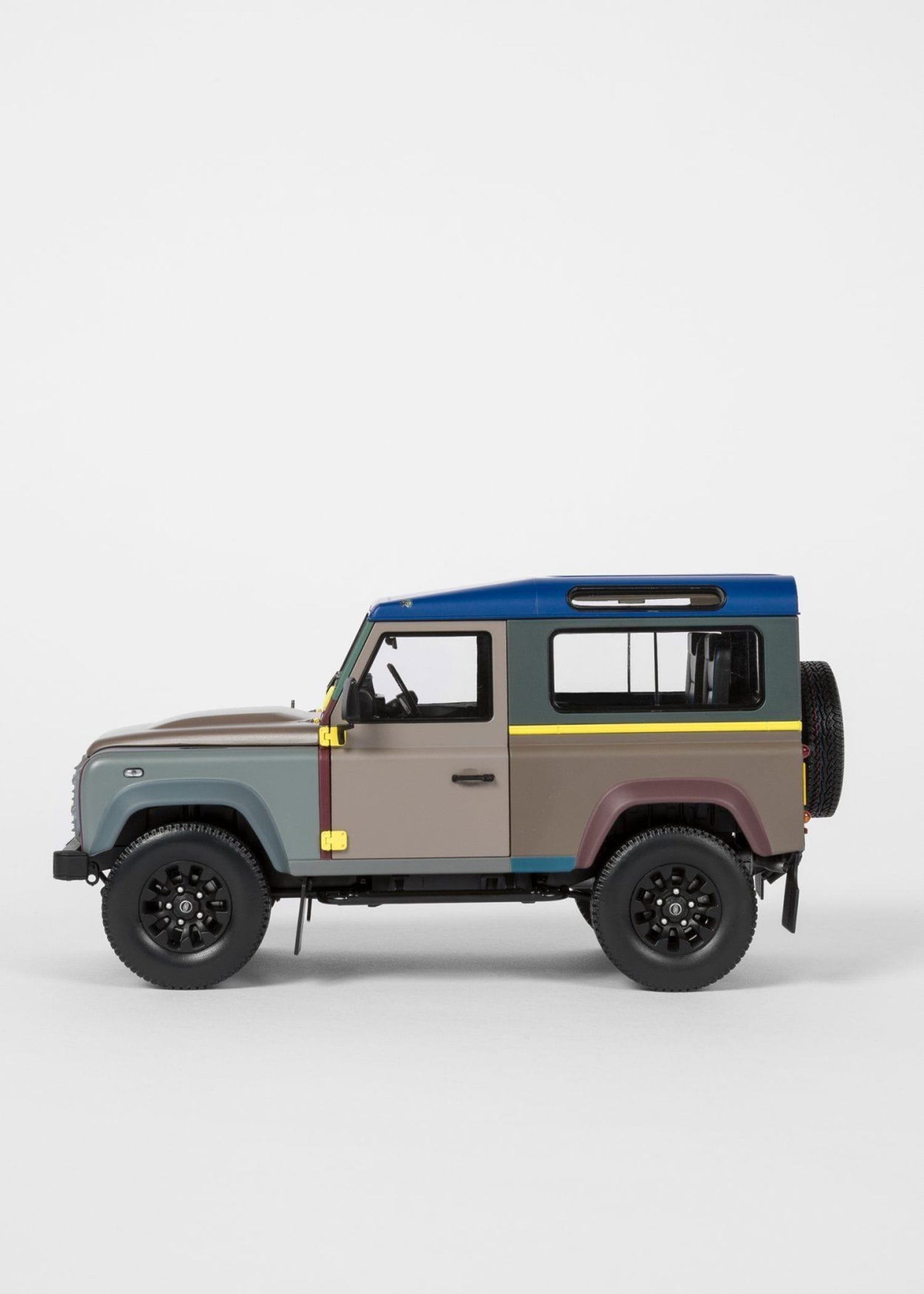 Land Rover Defender for Paul Smith新品未開封