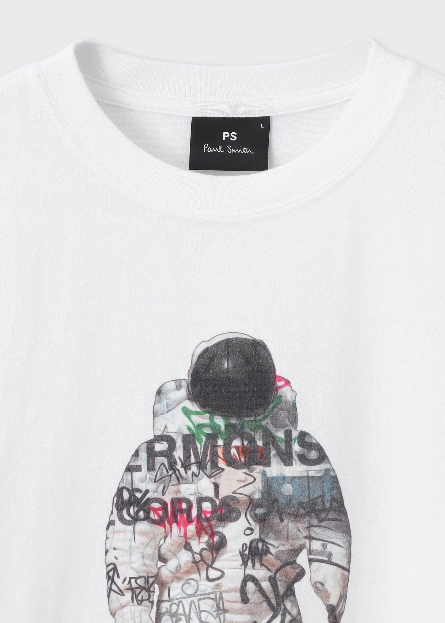"Astronaut Collage" 半袖Tシャツ