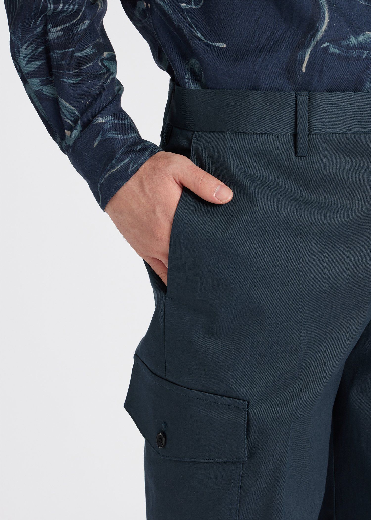 ストレッチコットン テーパード カーゴパンツ（ダークブルー