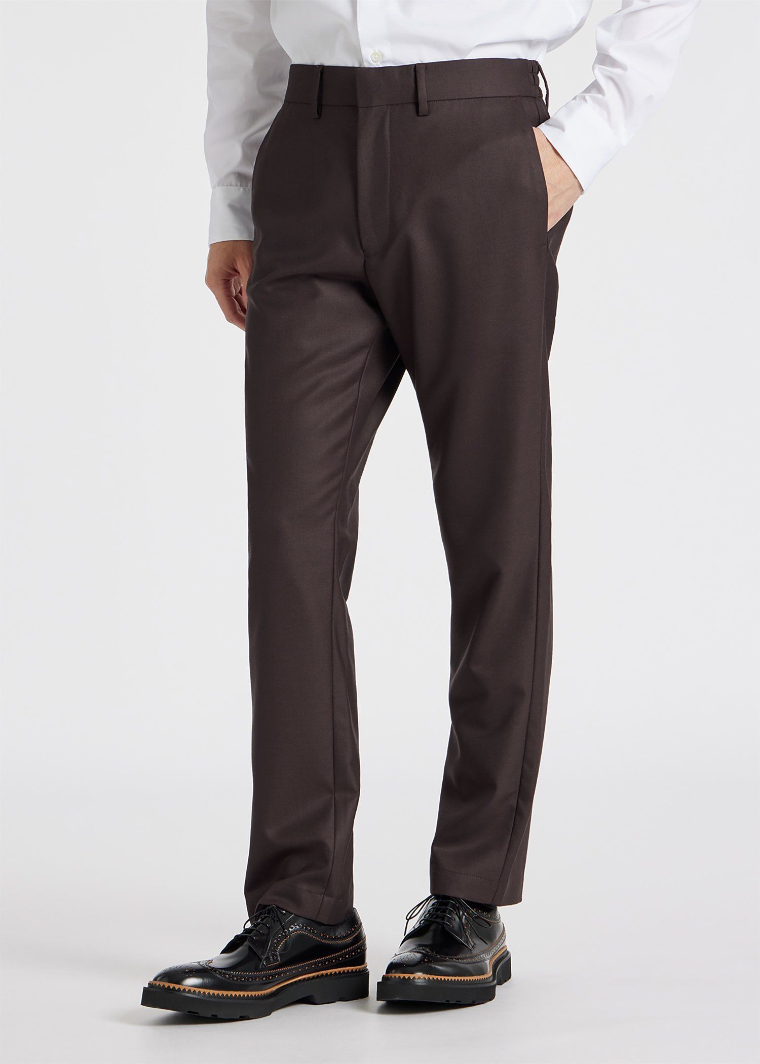 ソリッド ウールストレッチ テーパード トラウザーズ 'A Suit To Travel In'