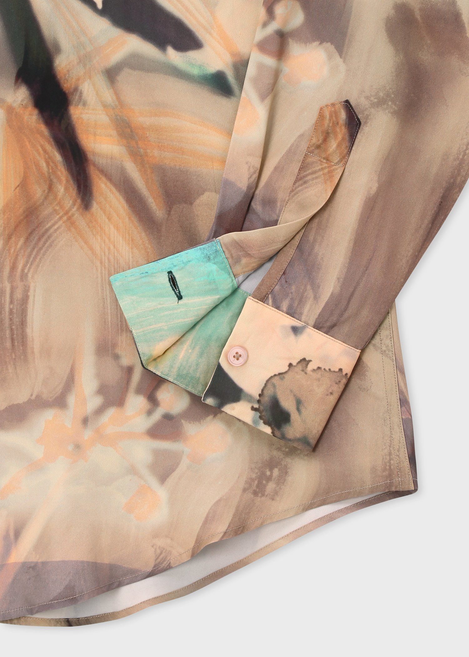 "Painted Photograph" シャツ