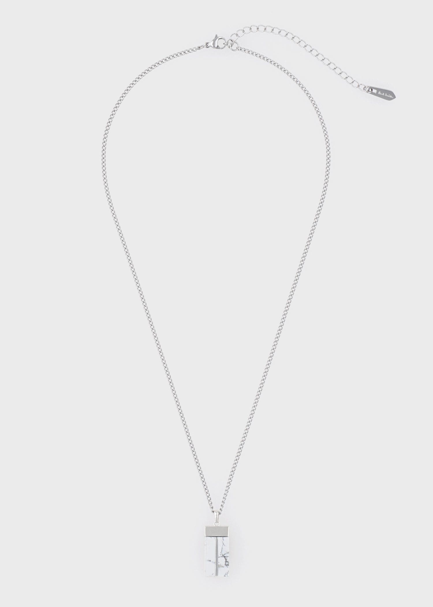 "Howlite" ネックレス