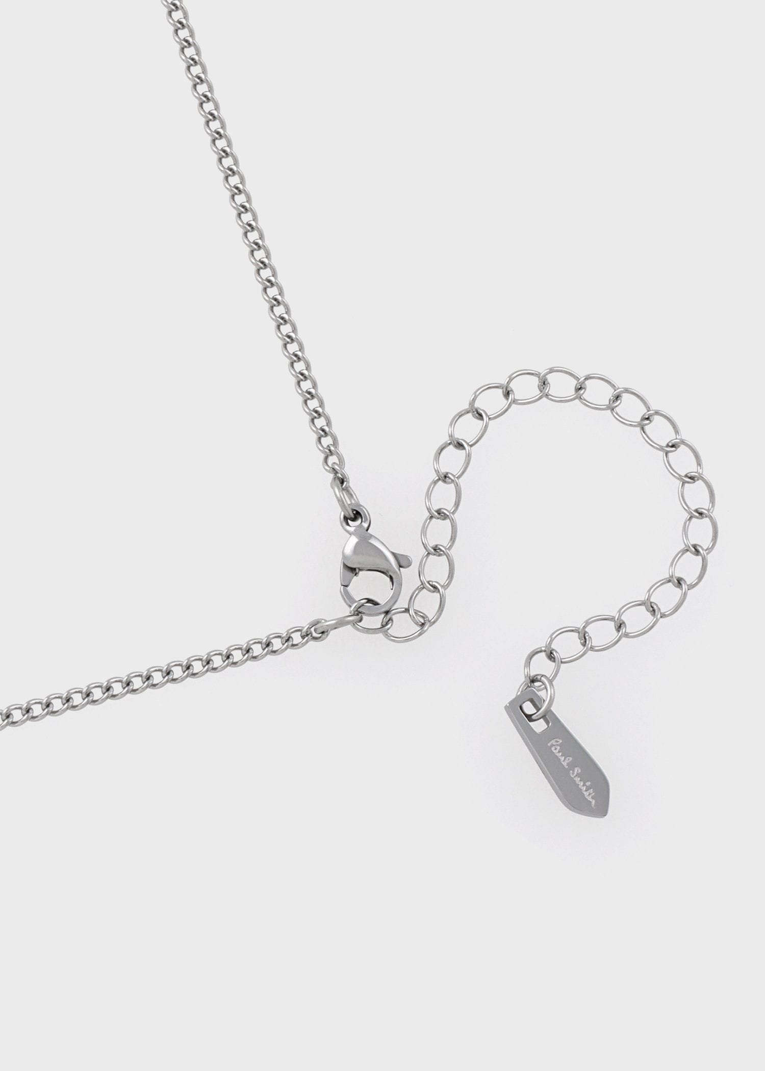 "Howlite" ネックレス