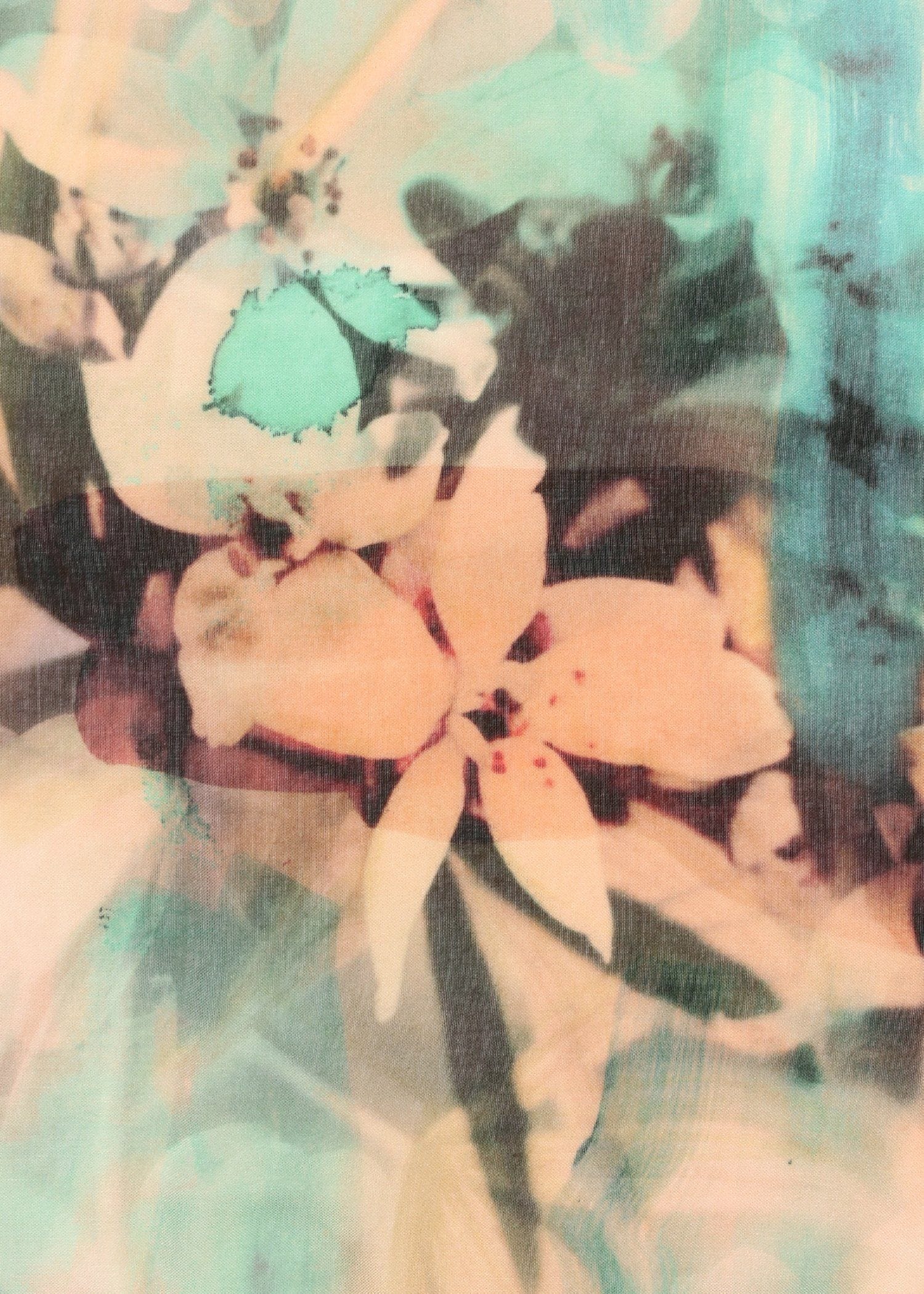 "Painted Photograph" スカーフ
