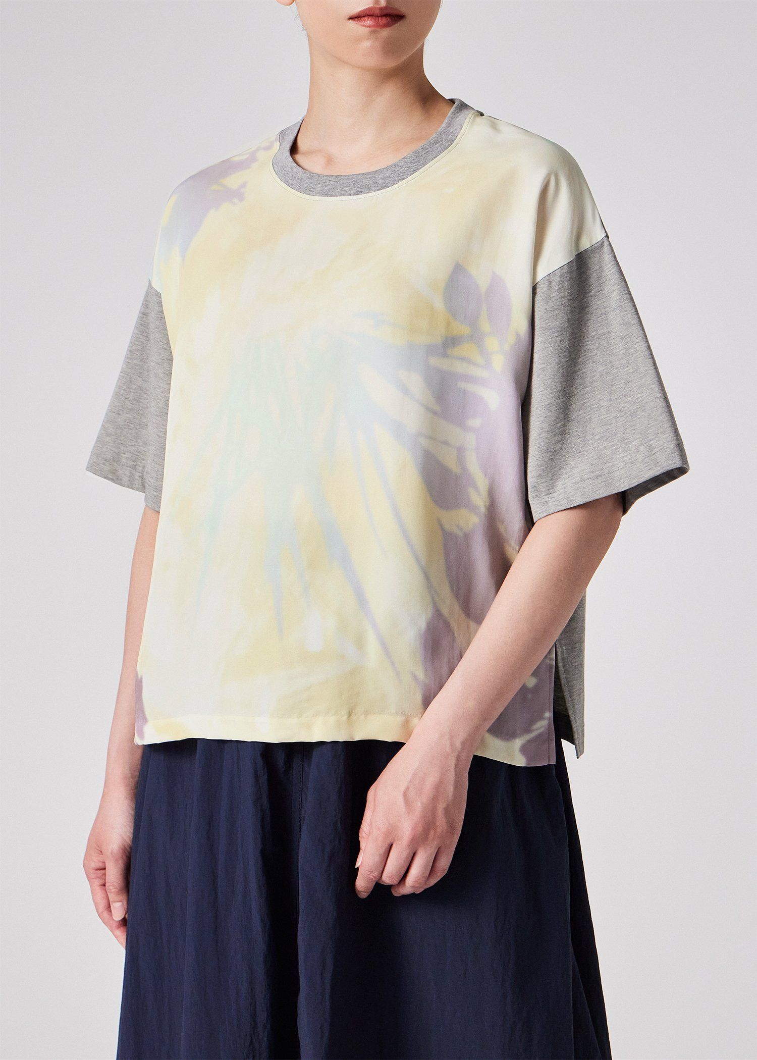 ウィメンズ "Sun Shadow" 半袖Tシャツ