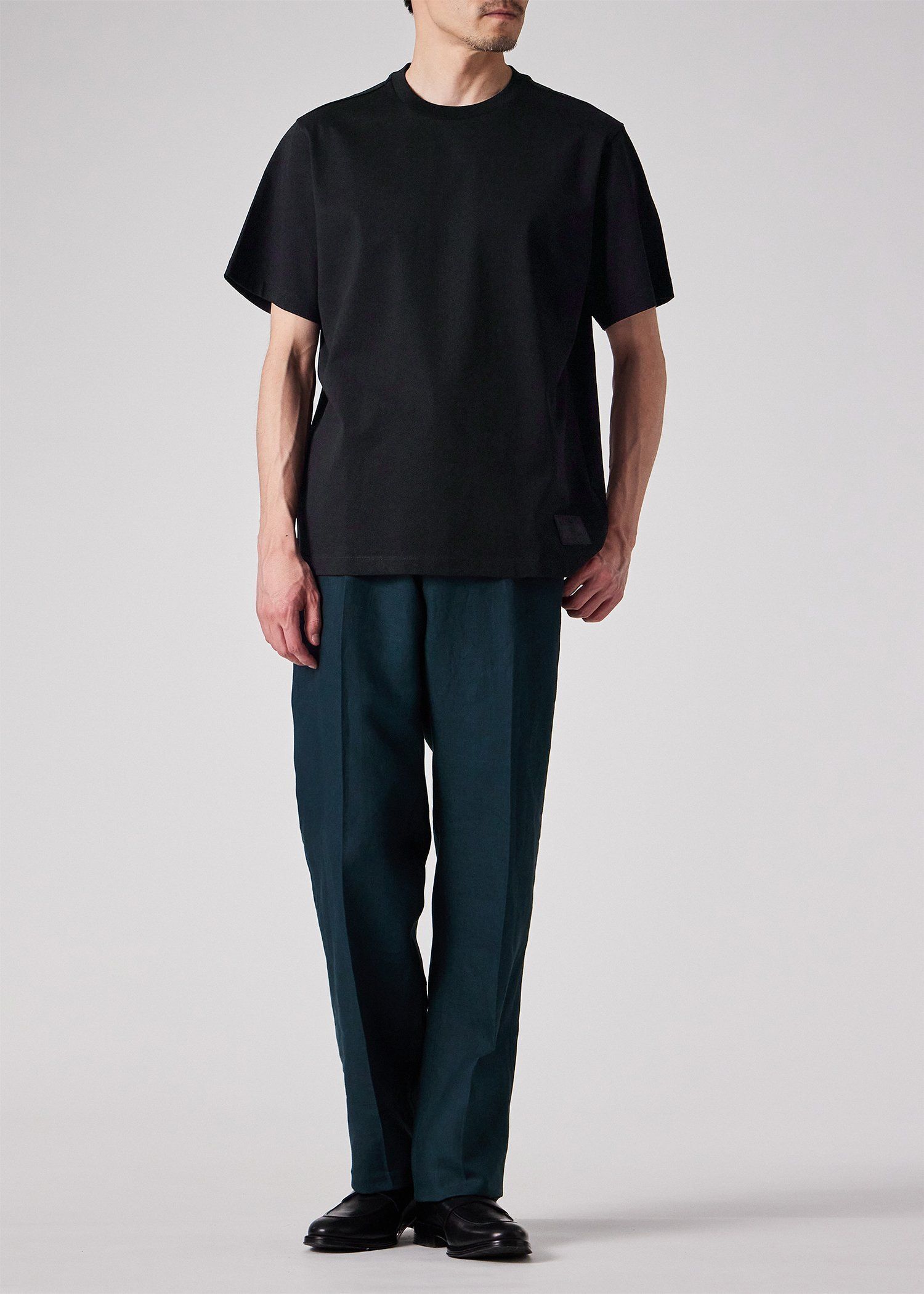 "Cropped logo" 半袖Tシャツ