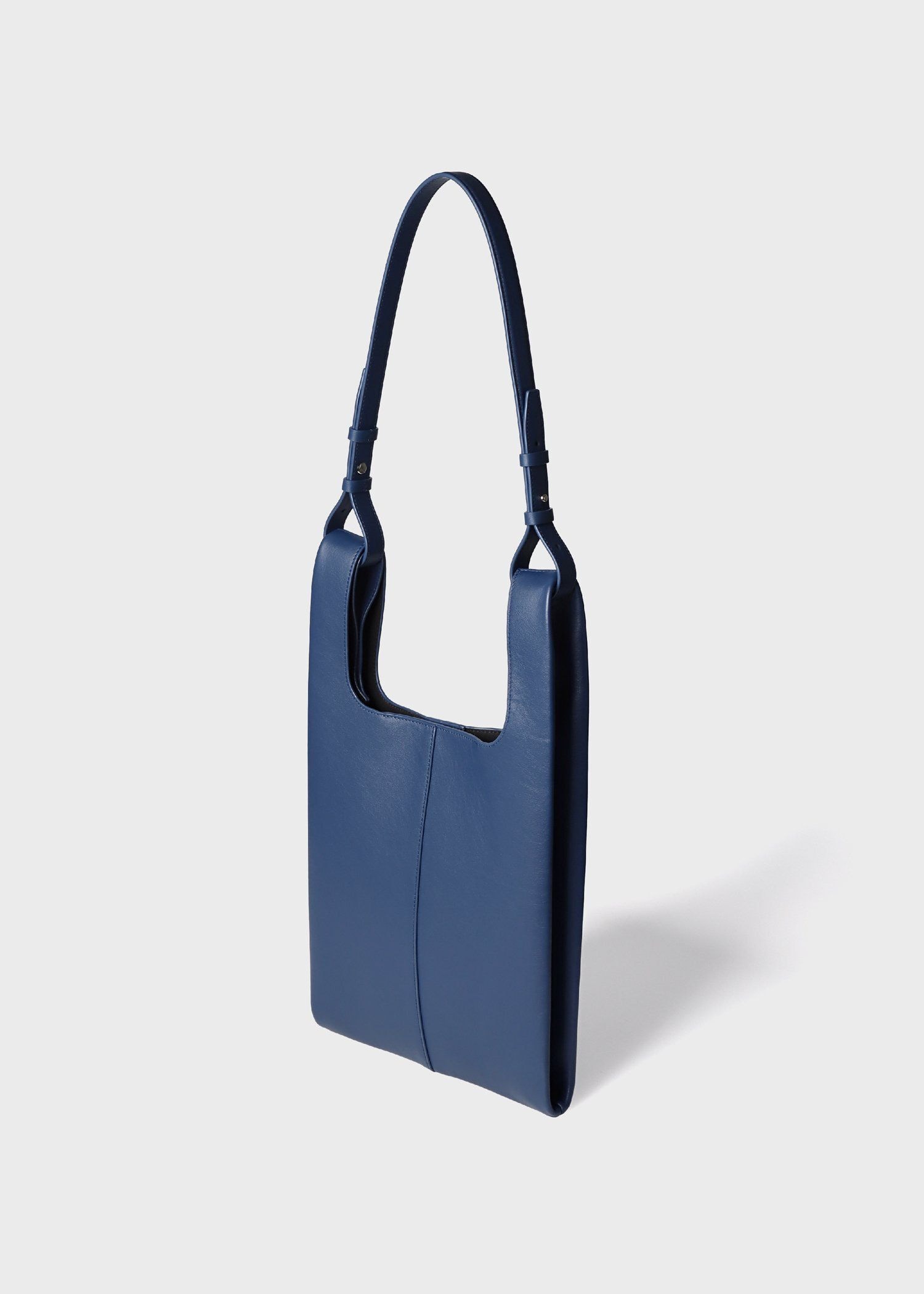スラウチーレザー AW25 2WAY トートバッグ