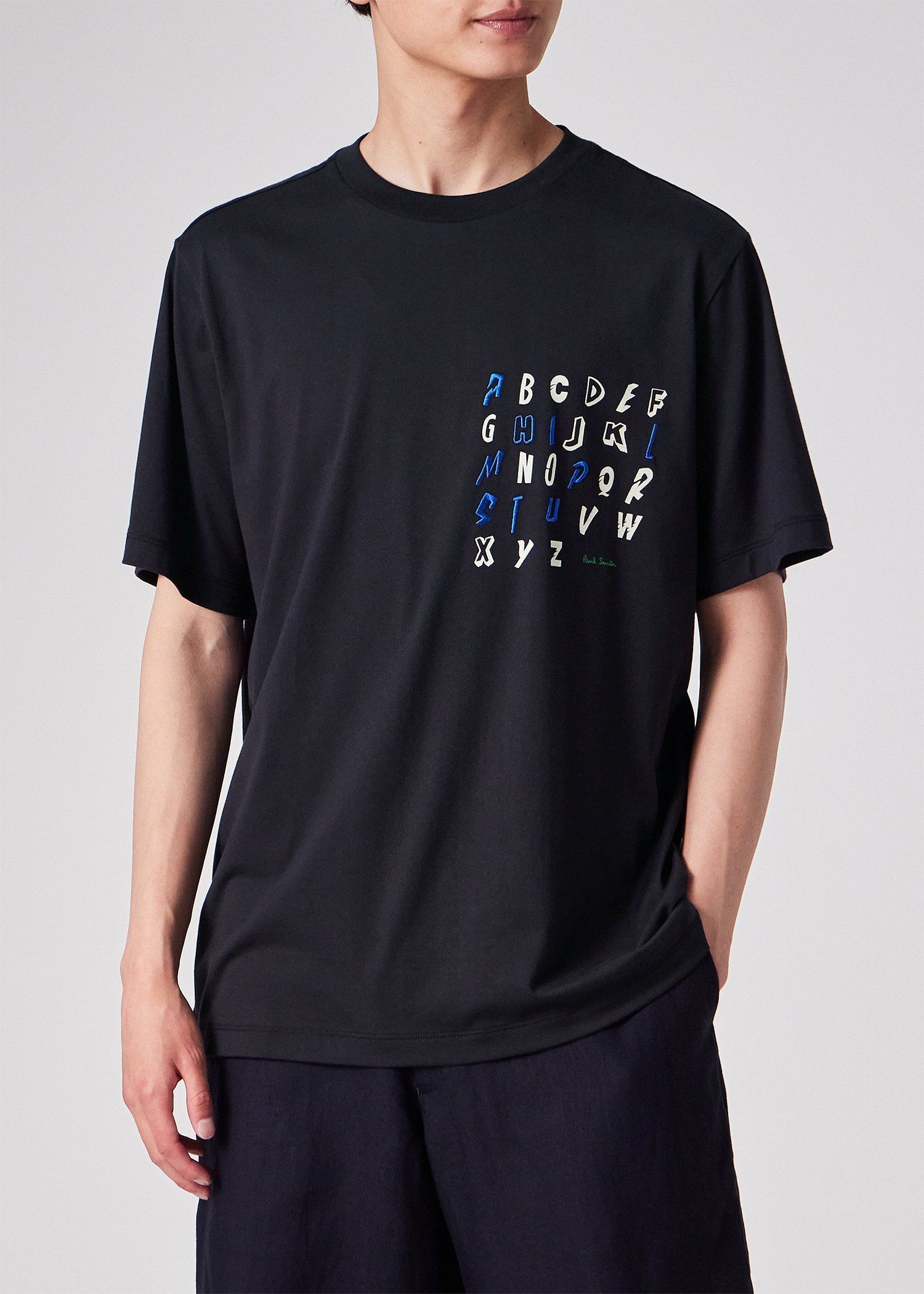 "Alphabet" Tシャツ
