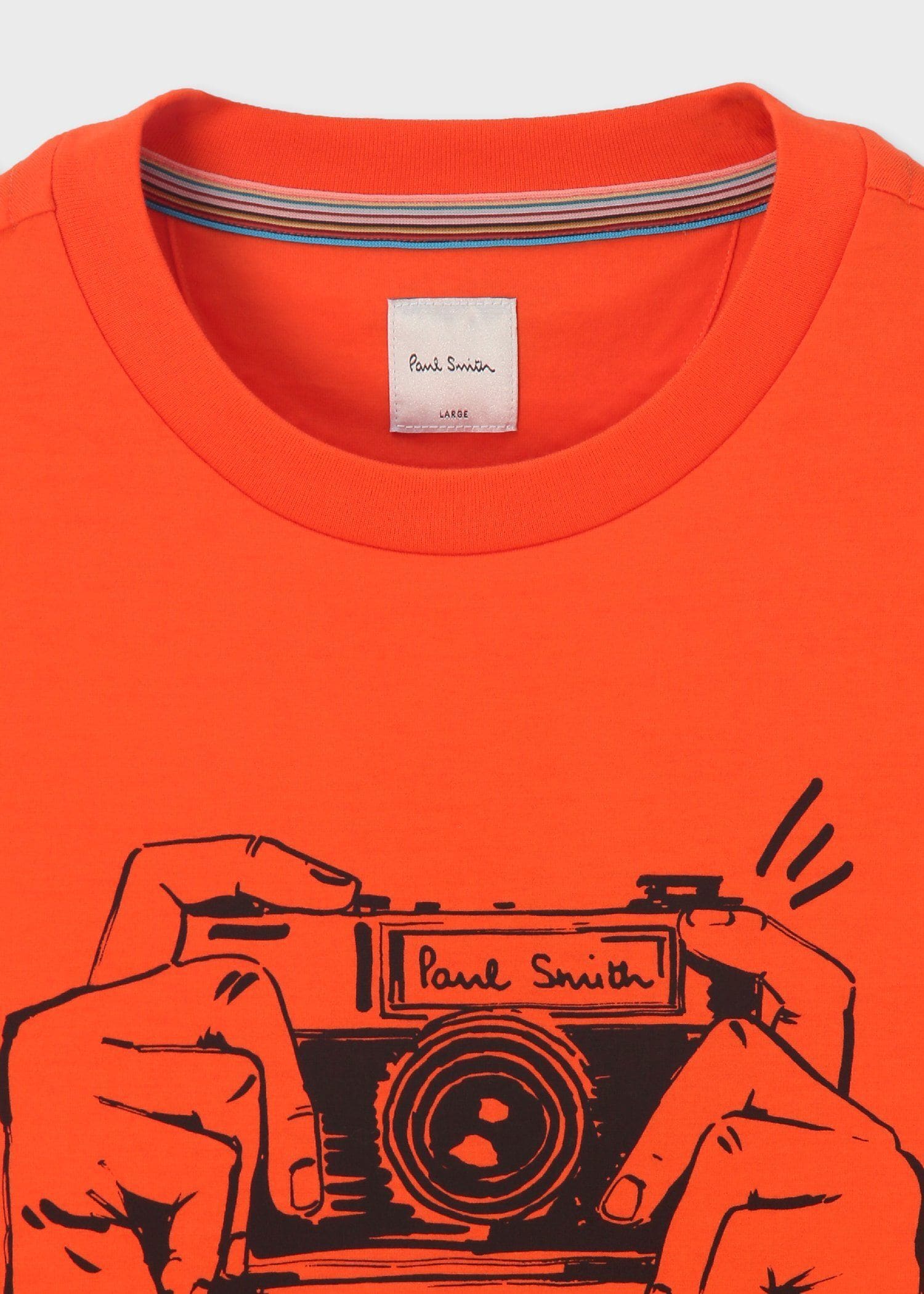 "Shutter Hands" Tシャツ