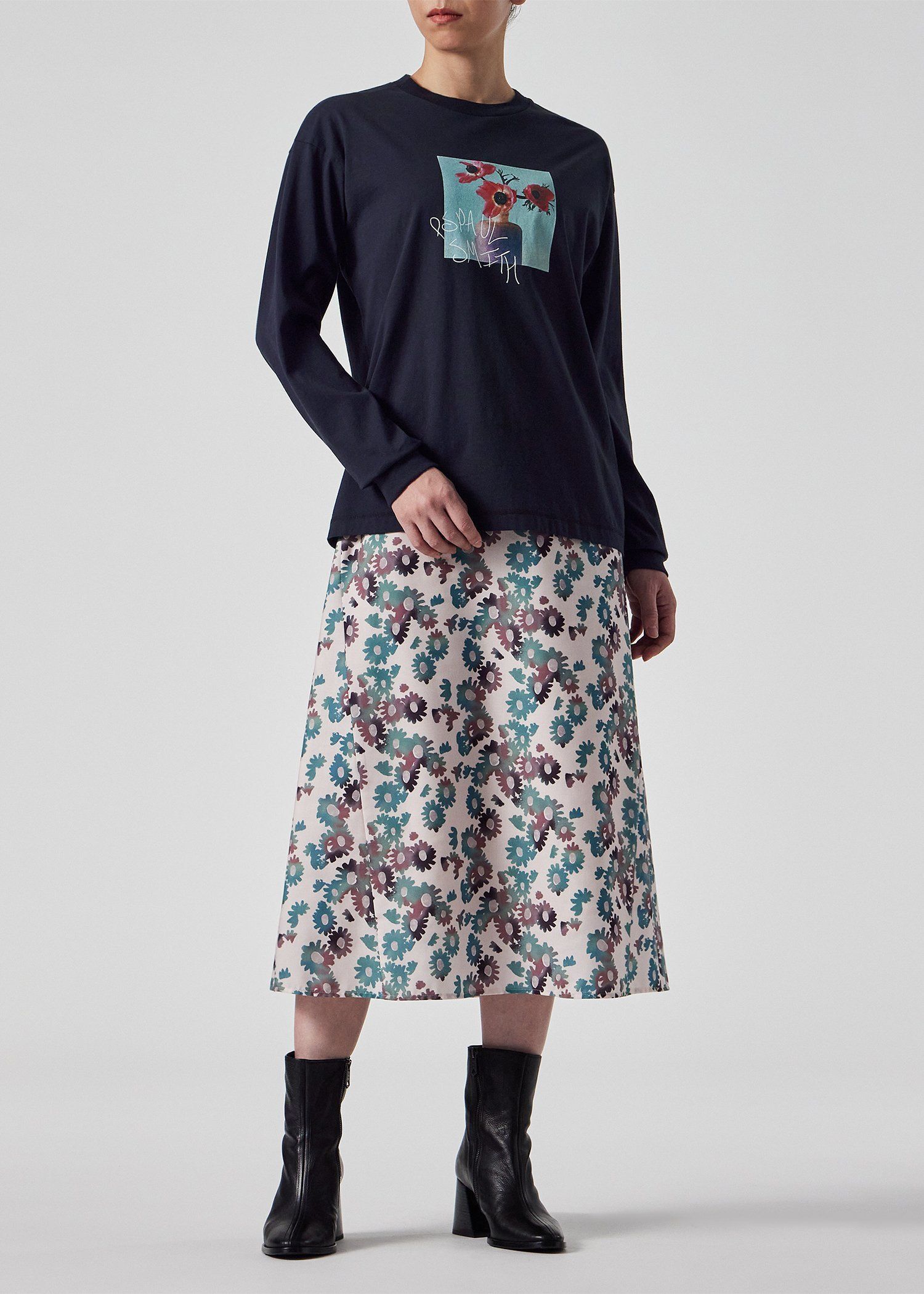 ウィメンズ アート フラワー 長袖Tシャツ
