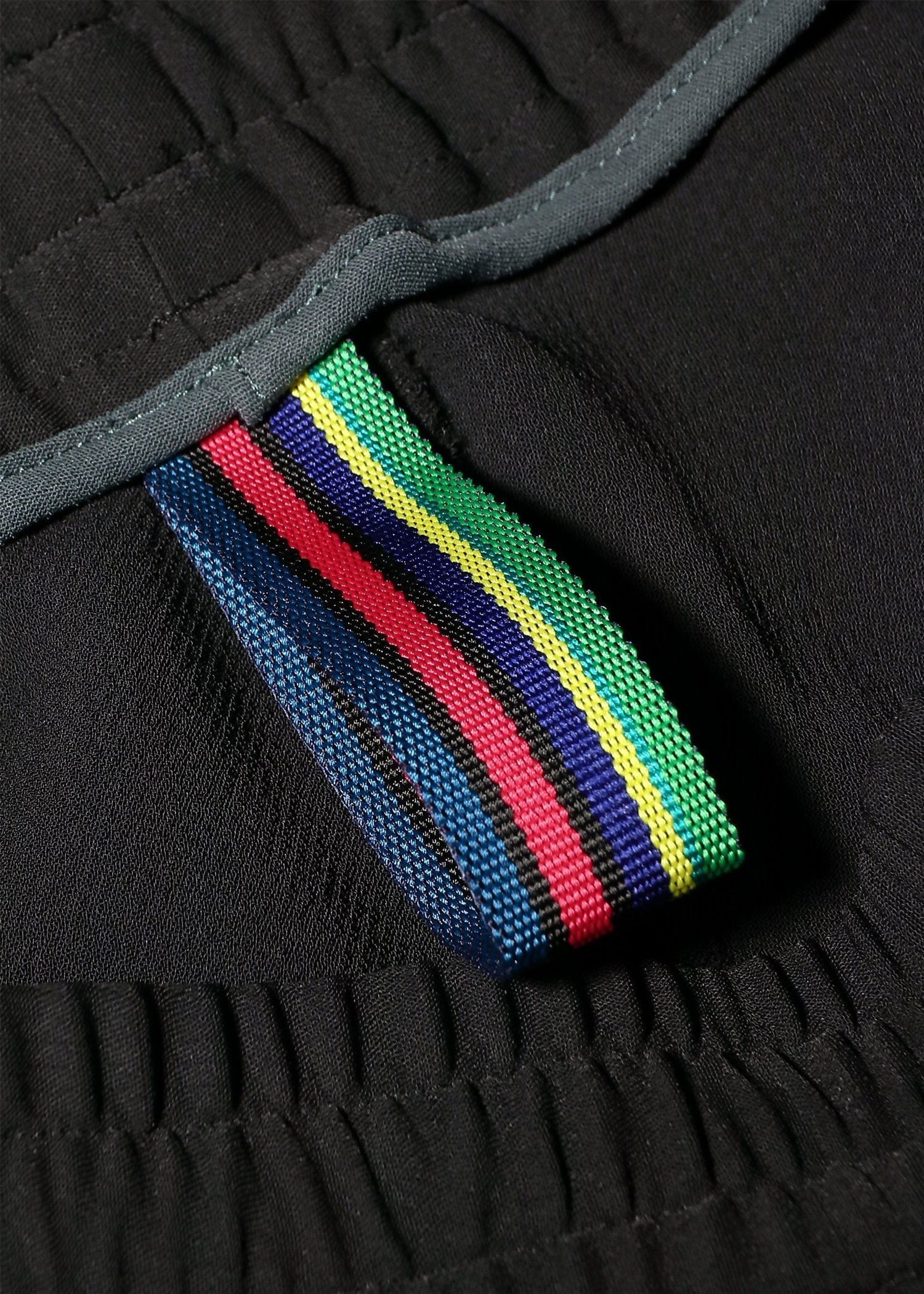 ★ドイツ発*ZARA*新作*ドローストリングショーツ/BL★ ライトドライテクスチャー ドローストリング ショーツ【7/18より