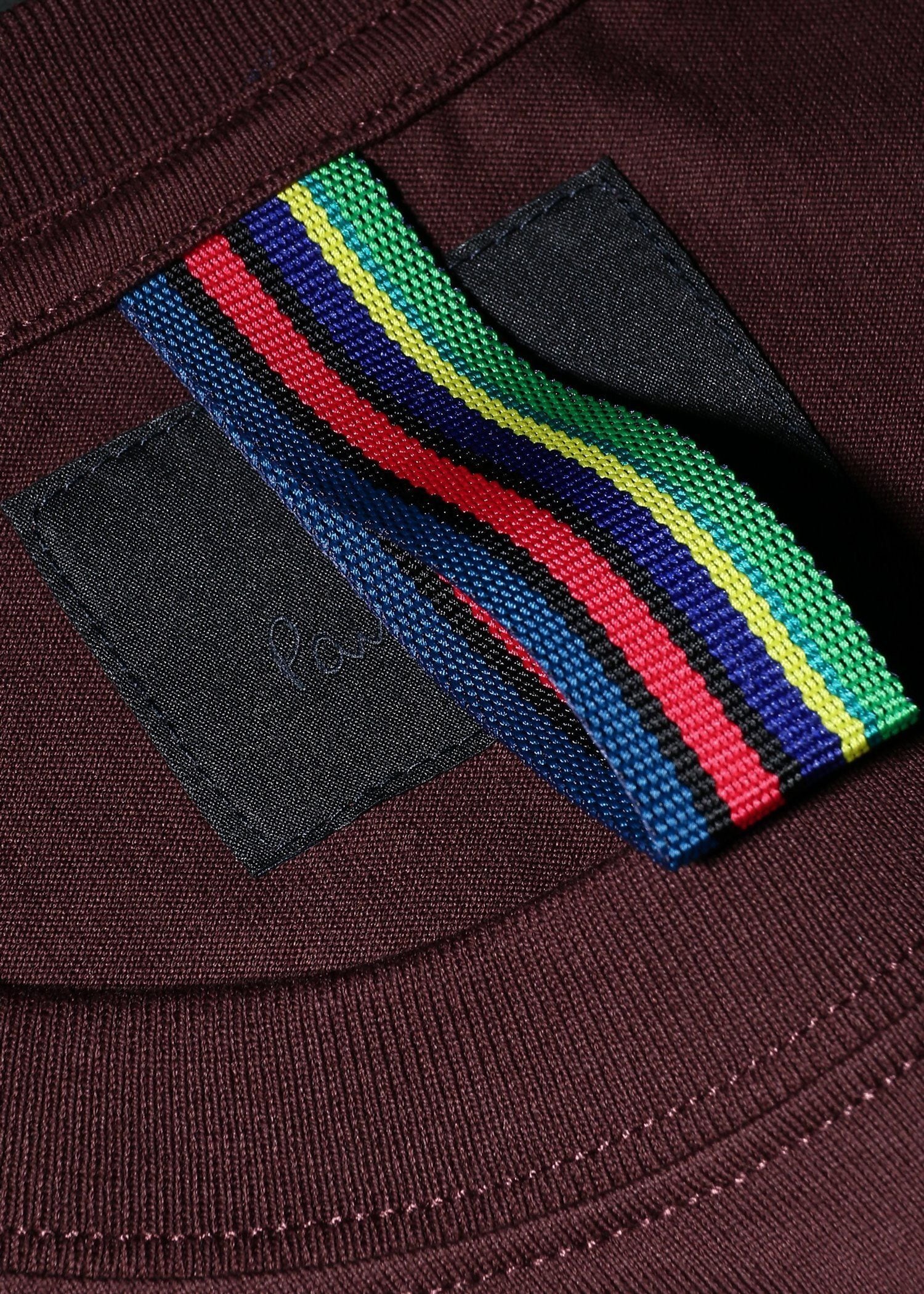 "Sports Stripe Bar" Tシャツ
