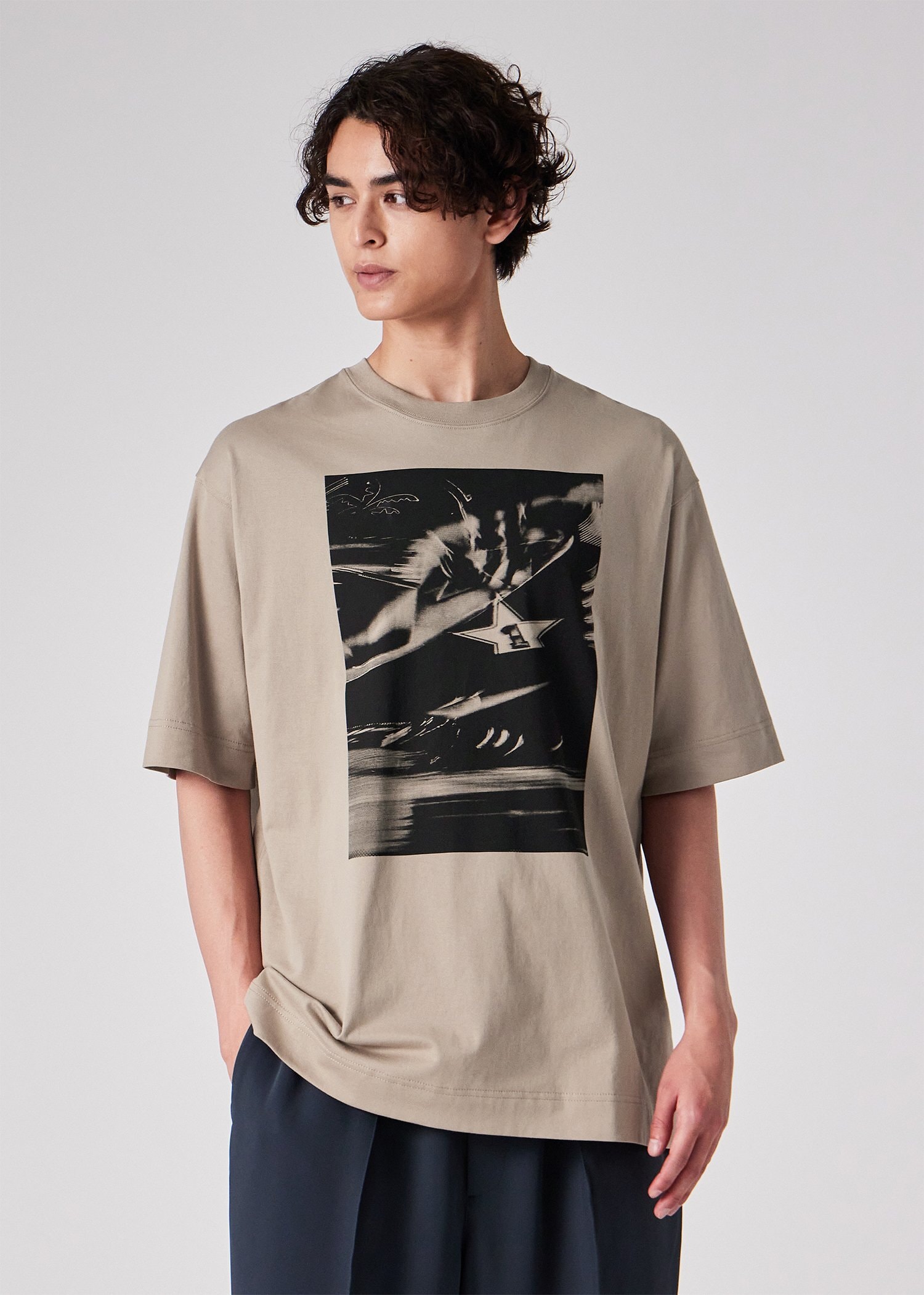 "Amusement Park" Tシャツ