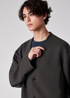 ライトドライテクスチャー ノーカラー ジャケット（ダークグレー