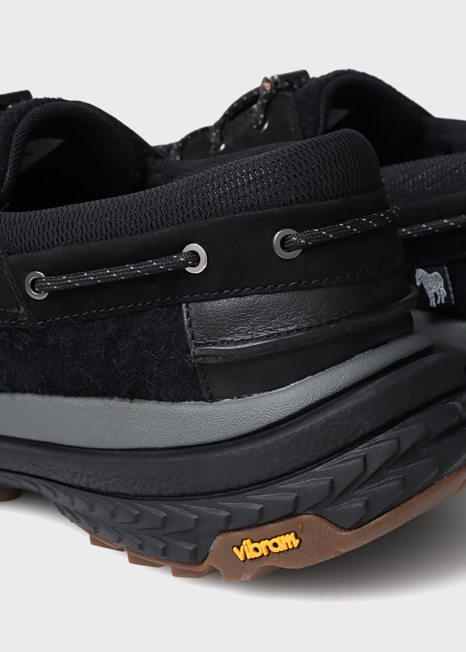 "Cruze" スニーカー