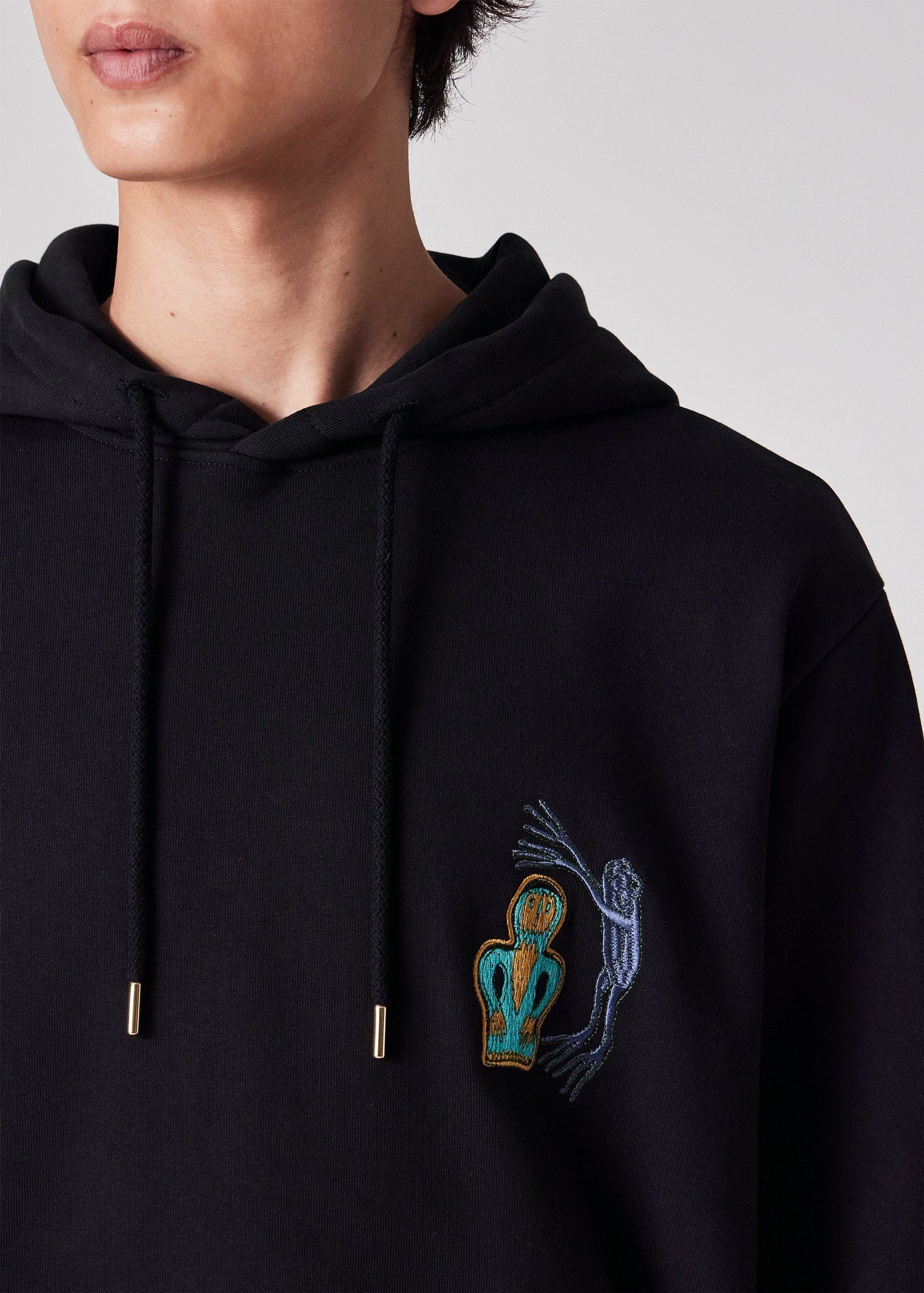 "Little Beasts Embroidery" パーカ