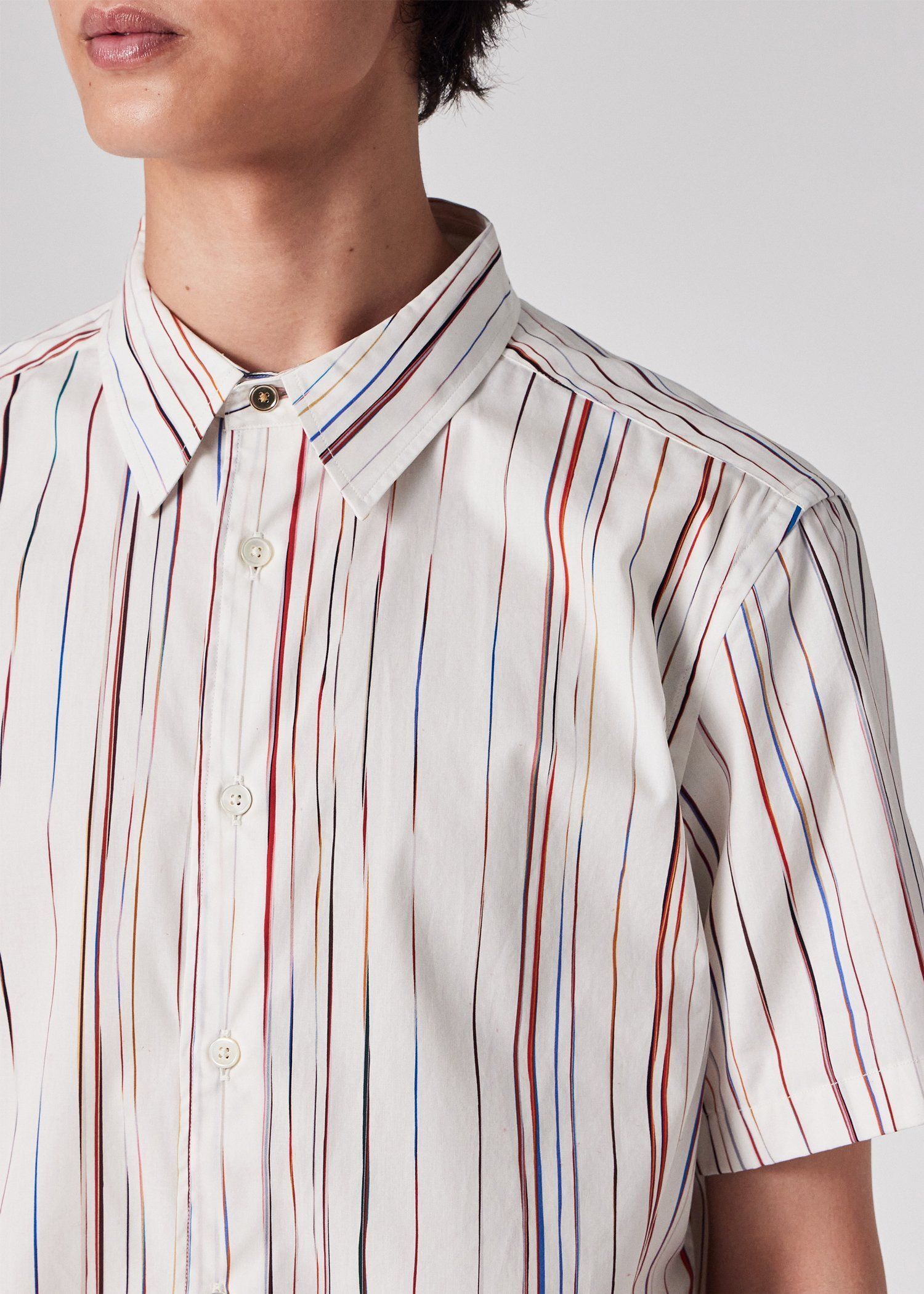 "Signature Pinstripe" 半袖シャツ