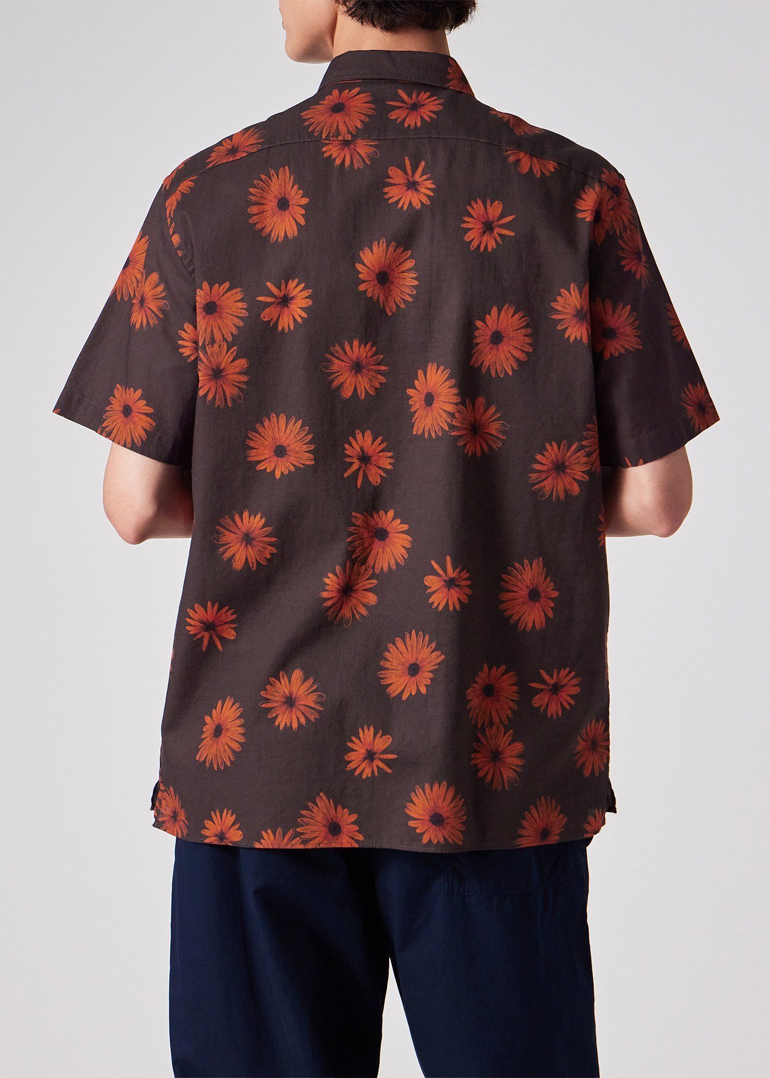 "Luminescent Floral" 半袖シャツ