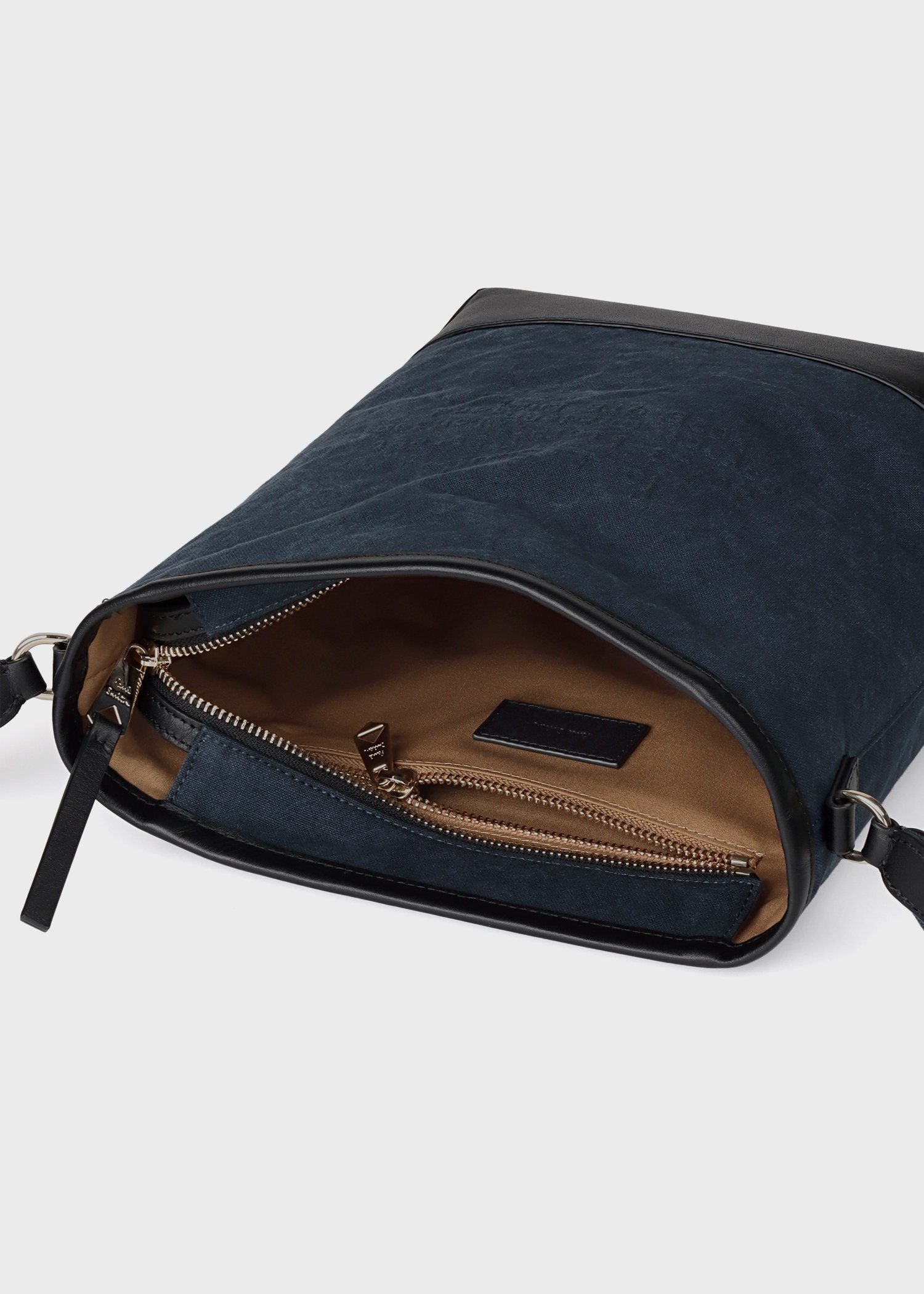 【新品】PAUL SMITH キャンバス ショルダー バッグ ネイビー エンボスキャンバス ミニショルダーバッグ（ネイビー） ｜ポール