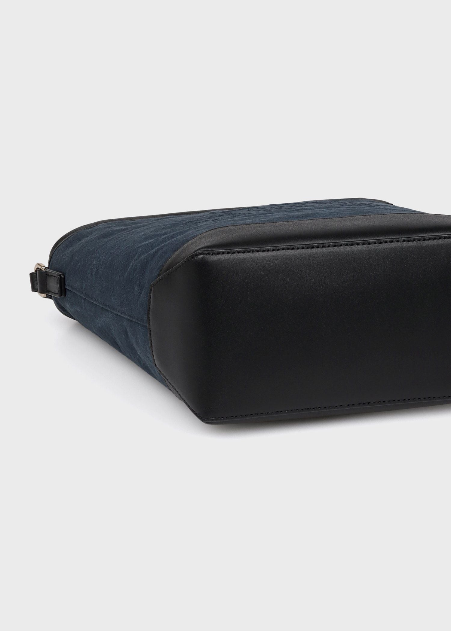 【新品】PAUL SMITH キャンバス ショルダー バッグ ネイビー エンボスキャンバス ミニショルダーバッグ（ネイビー） ｜ポール