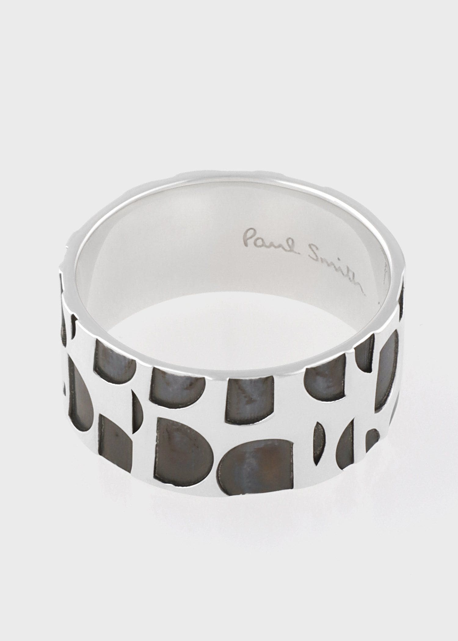 "Cut Up Dots" リング