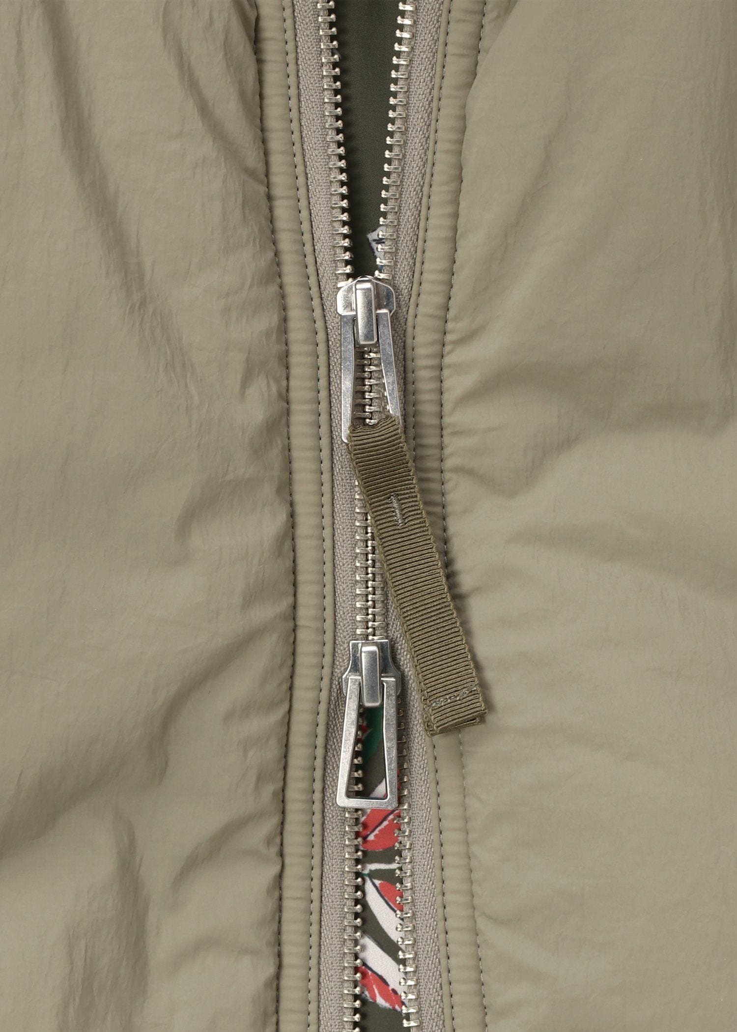 ウィメンズ タフタ スタンドカラー ベスト