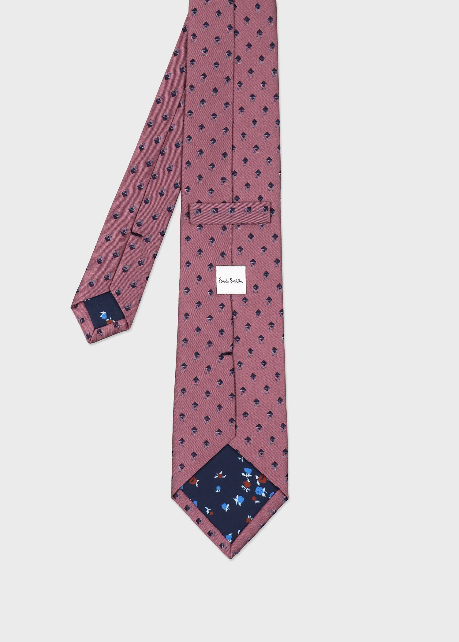 "Double Cube" タイ