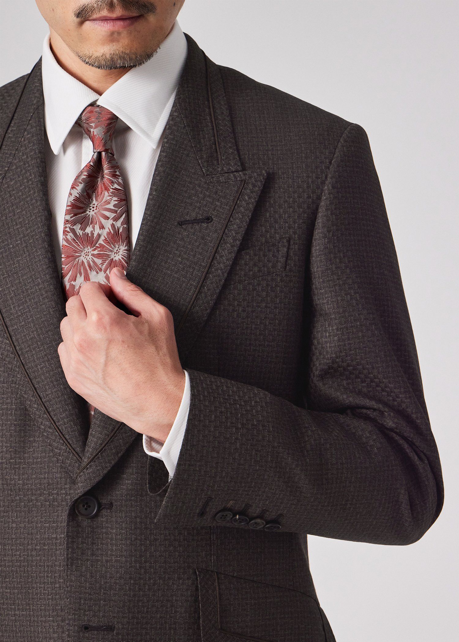 テクスチャードチェック ピークドラペル スーツ