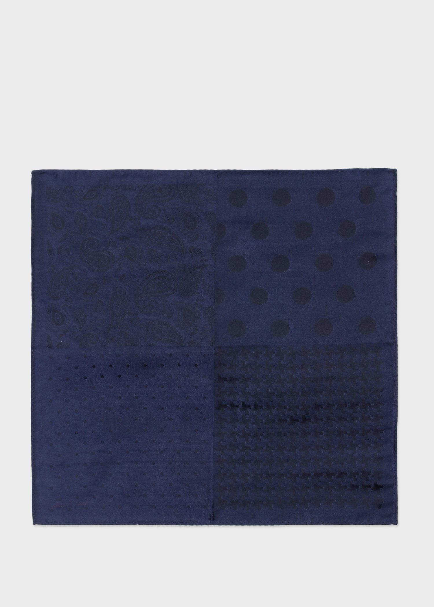 "Four Blocking" ポケットチーフ