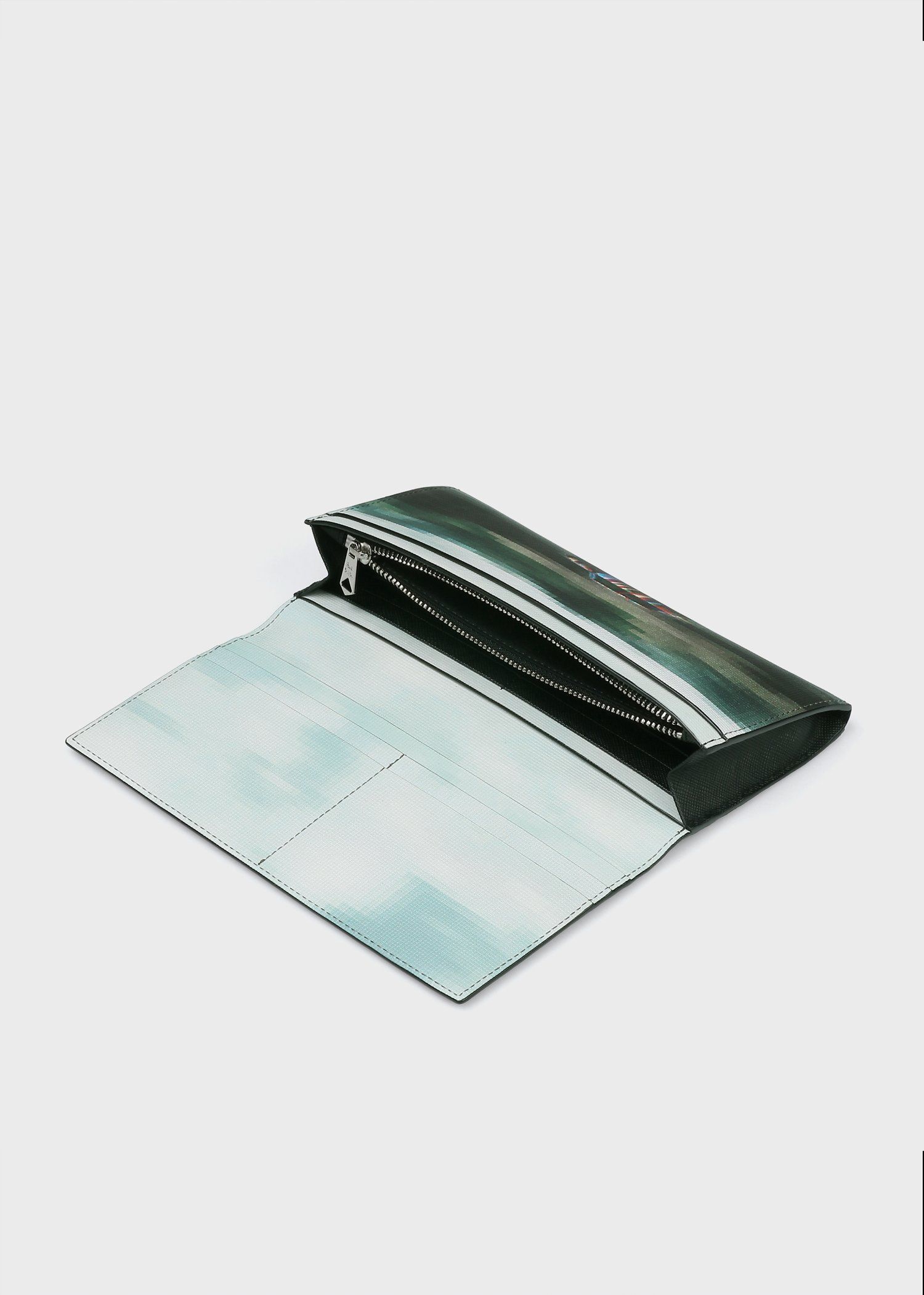 ミニピクセルエイト 長財布