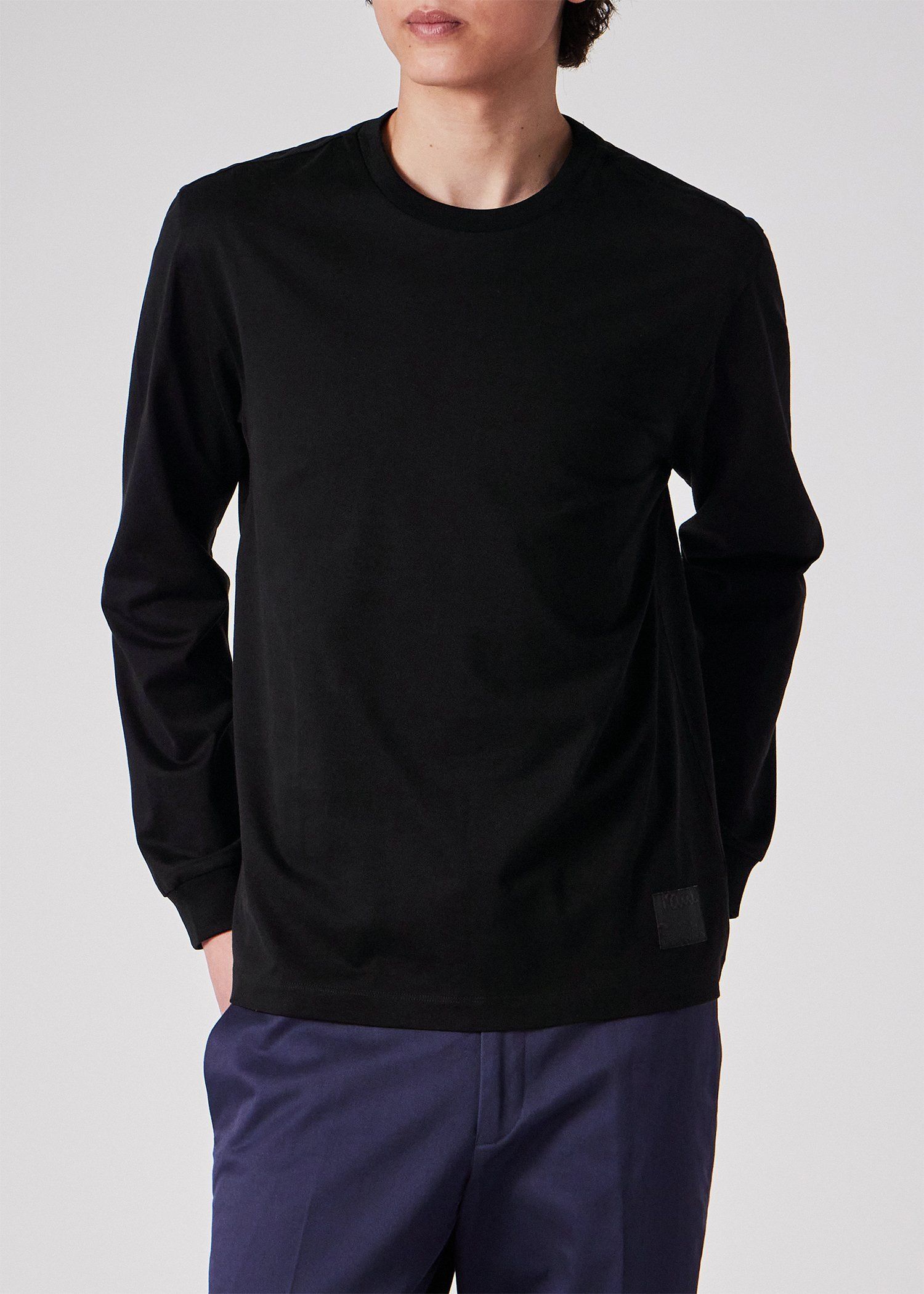 "Cropped logo" 長袖Tシャツ