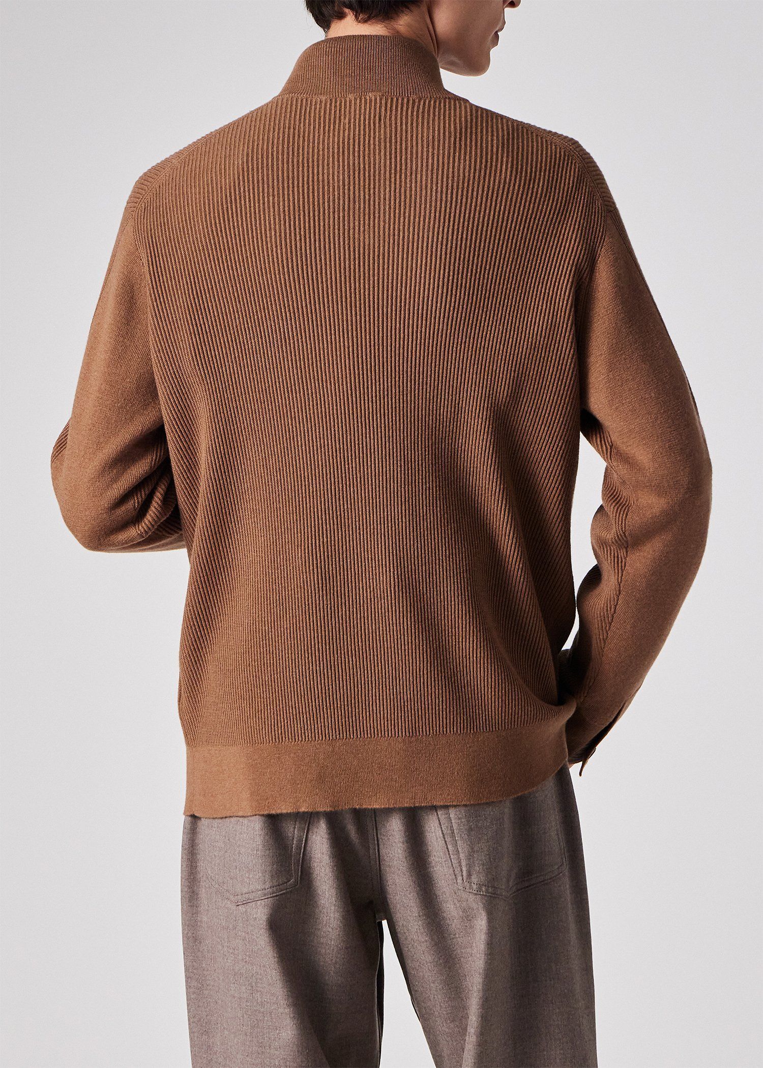 シグネチャーストライプテープ ハーフジップニット（ブラウン