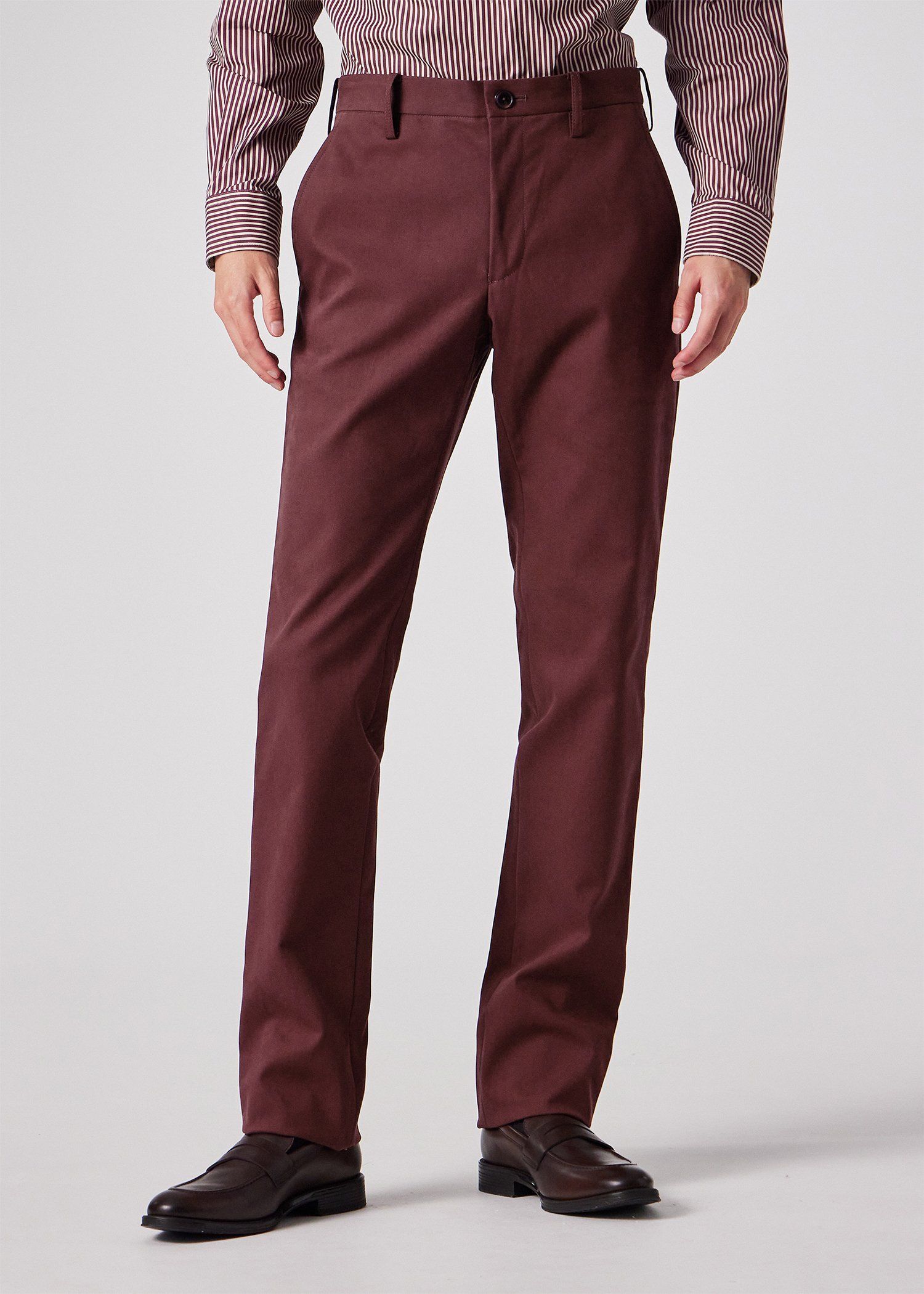 ソリッドコットン テーパードトラウザーズ