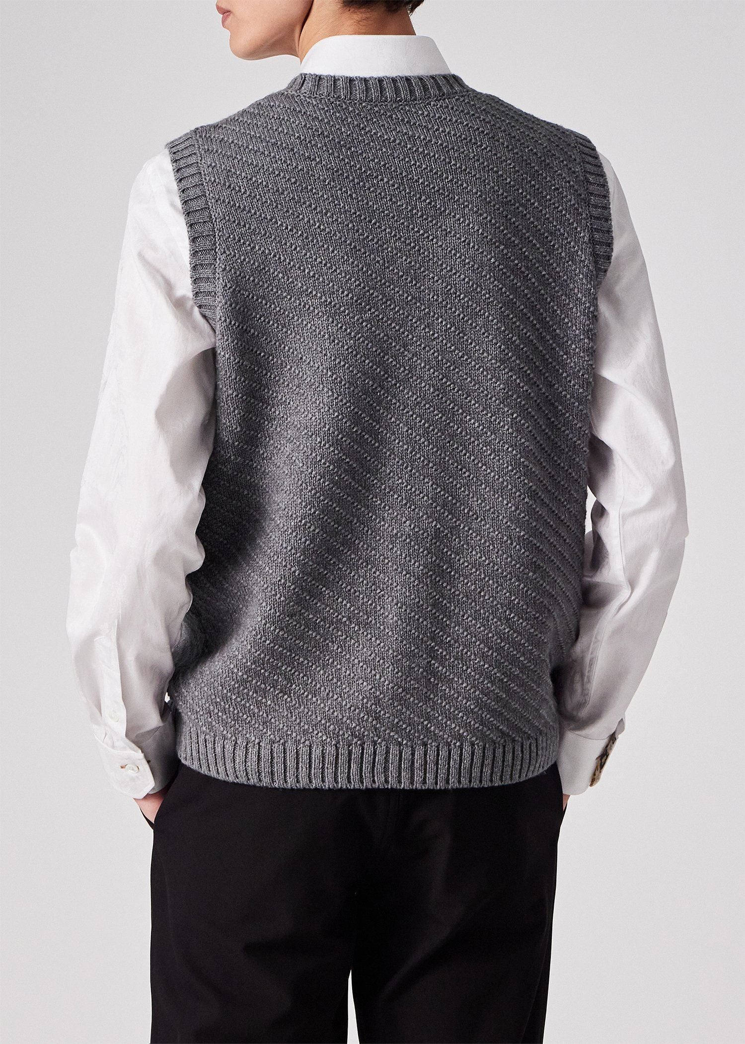 ダイアゴナルステッチ Vネックニットベスト