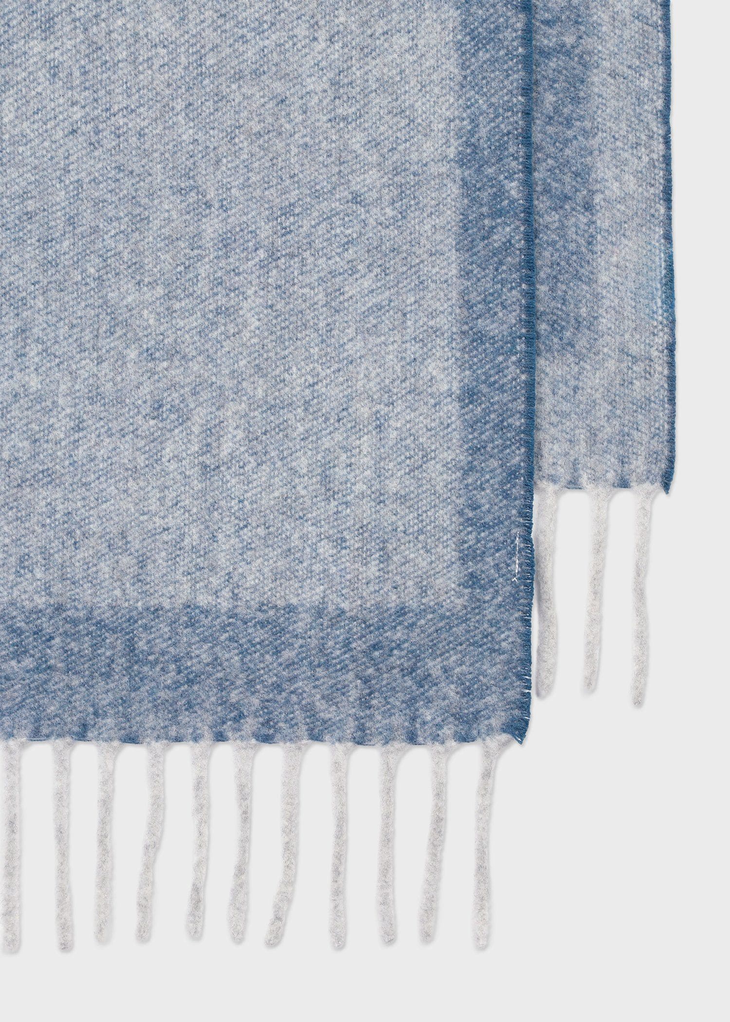 ビッグロゴ マフラー