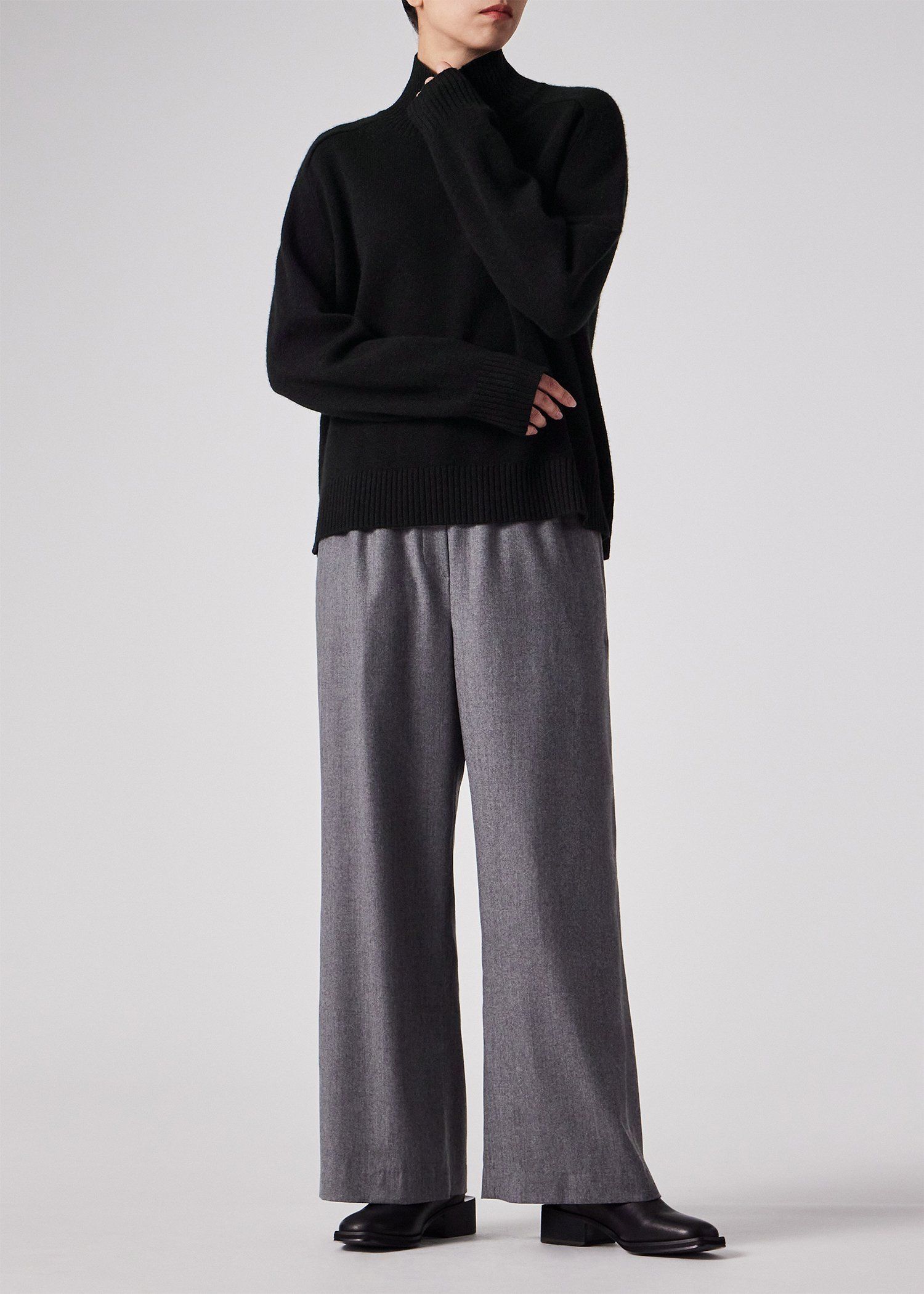 ウィメンズ インターシャ ストライプ ニット