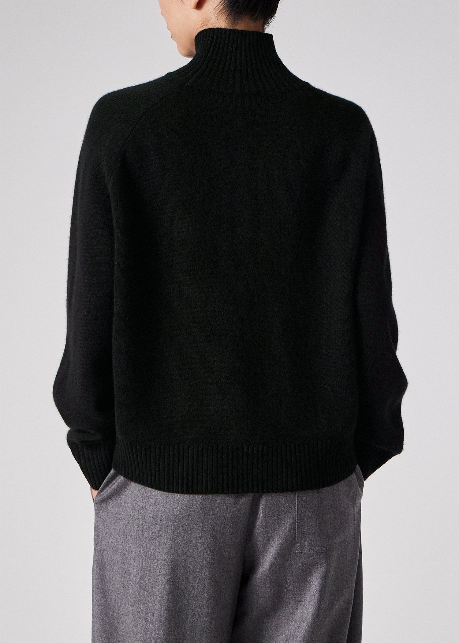 ウィメンズ インターシャ ストライプ ニット