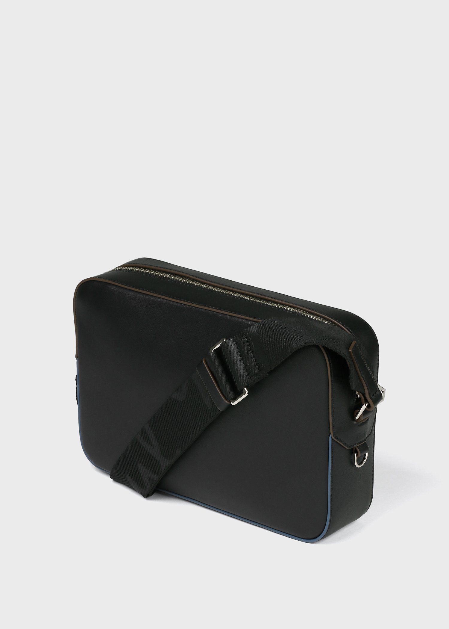 ロゴエンボス ミニショルダーバッグ（ブラック） ｜ポール・スミス