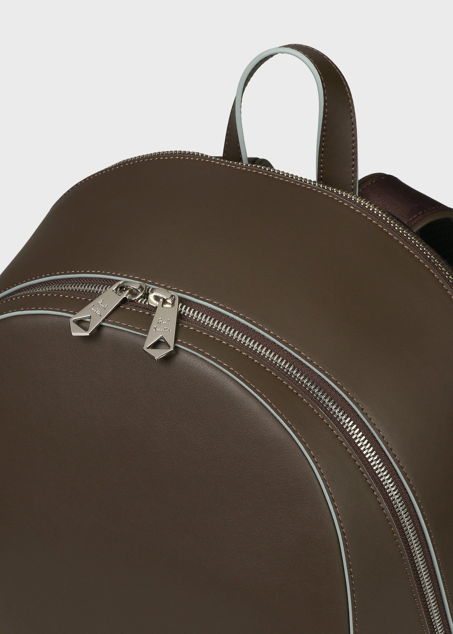 ロゴエンボス リュック（ダークブラウン） ｜ポール・スミス