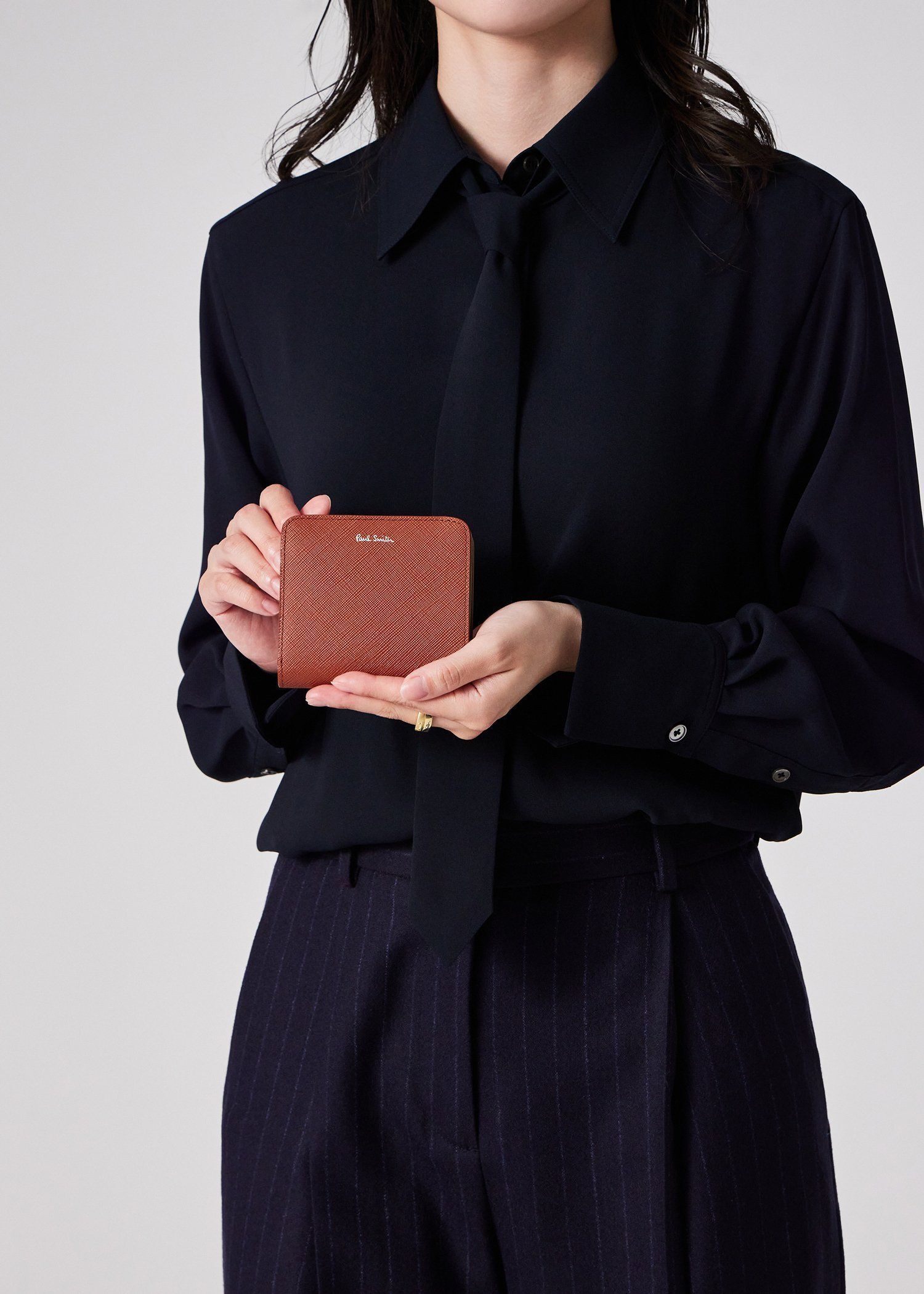 スワールプラー 2つ折り財布