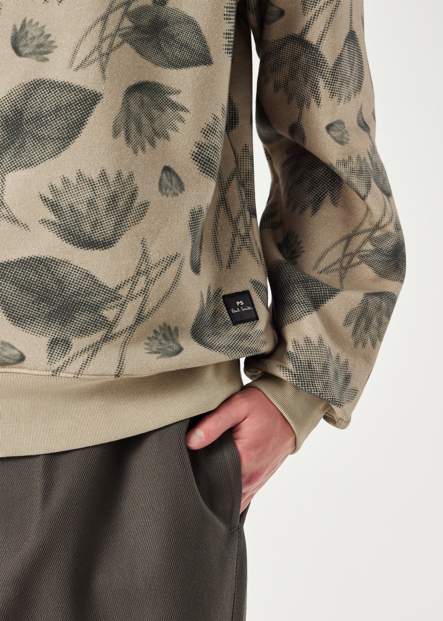 "Half Tone Floral" スウェット