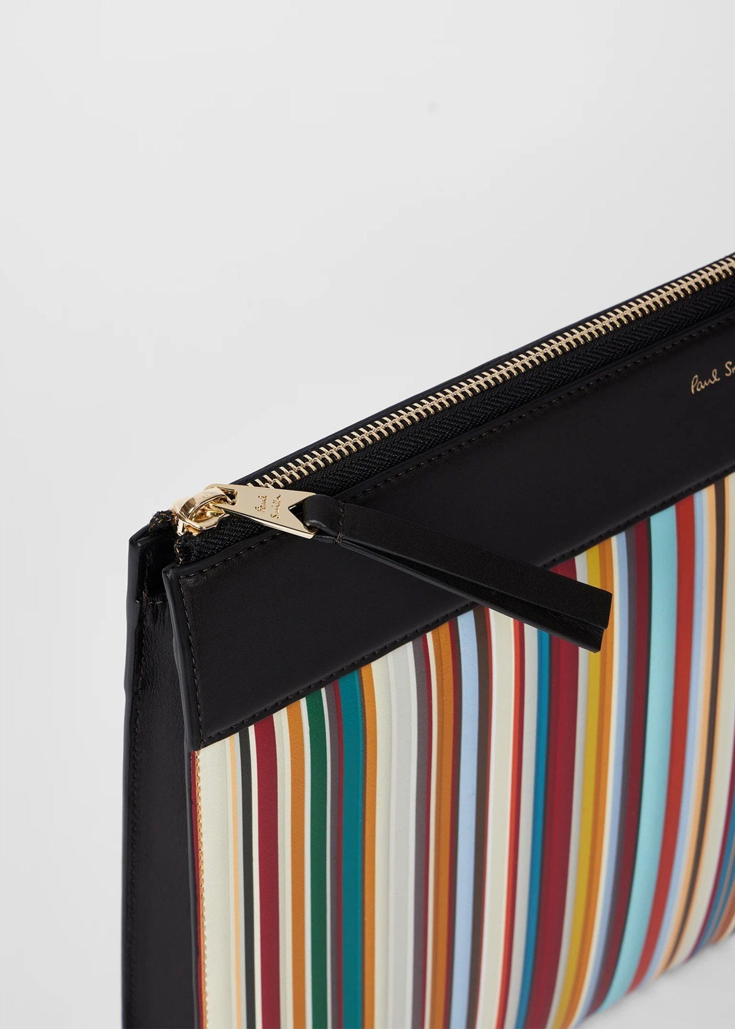 "Signature Stripe" ドキュメントケース