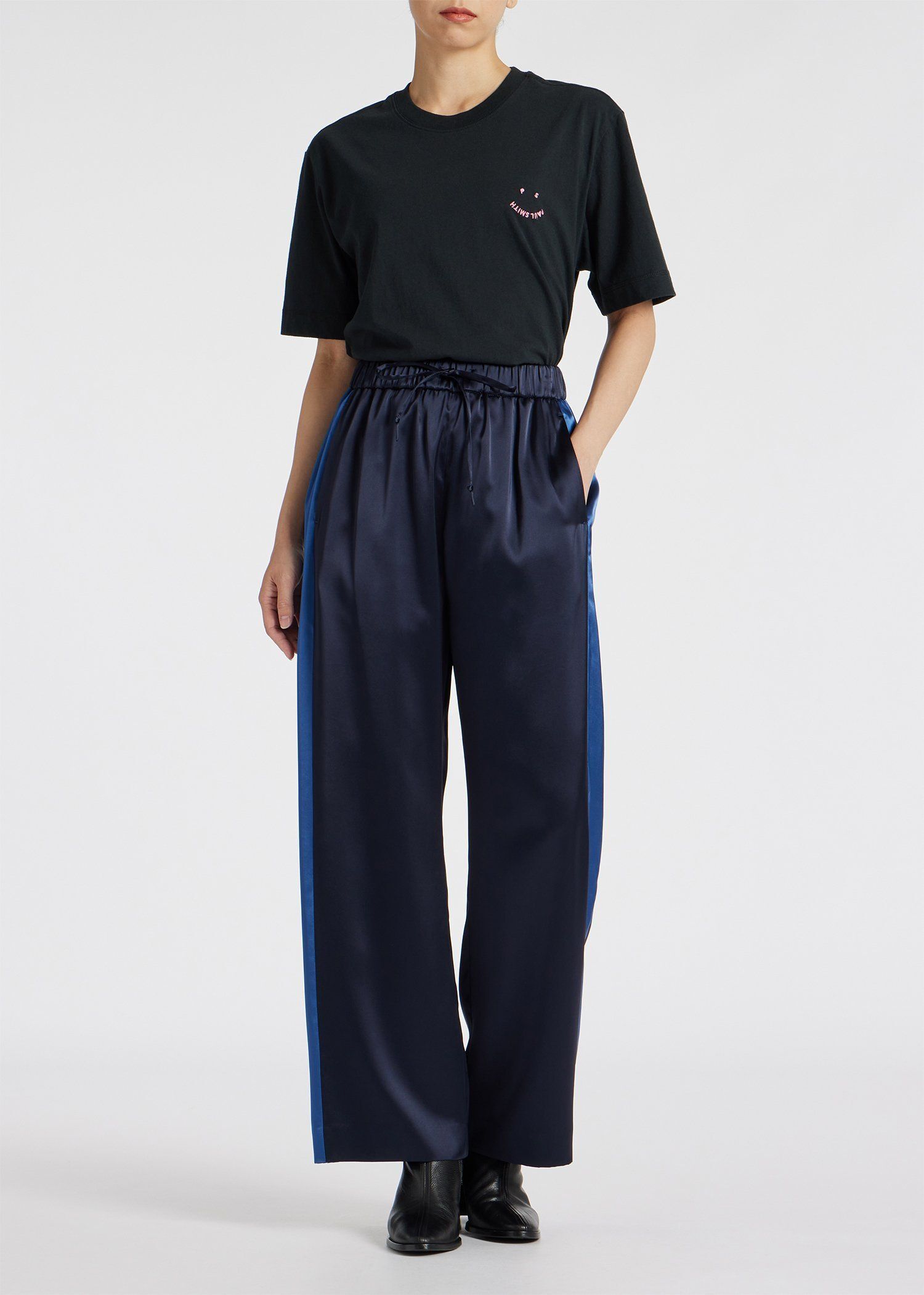 "Happy" 半袖Tシャツ