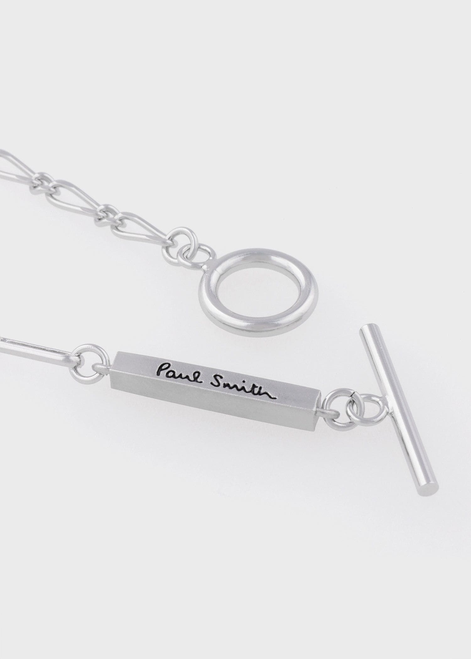 トグルクラスプ ロゴバー ネックレス