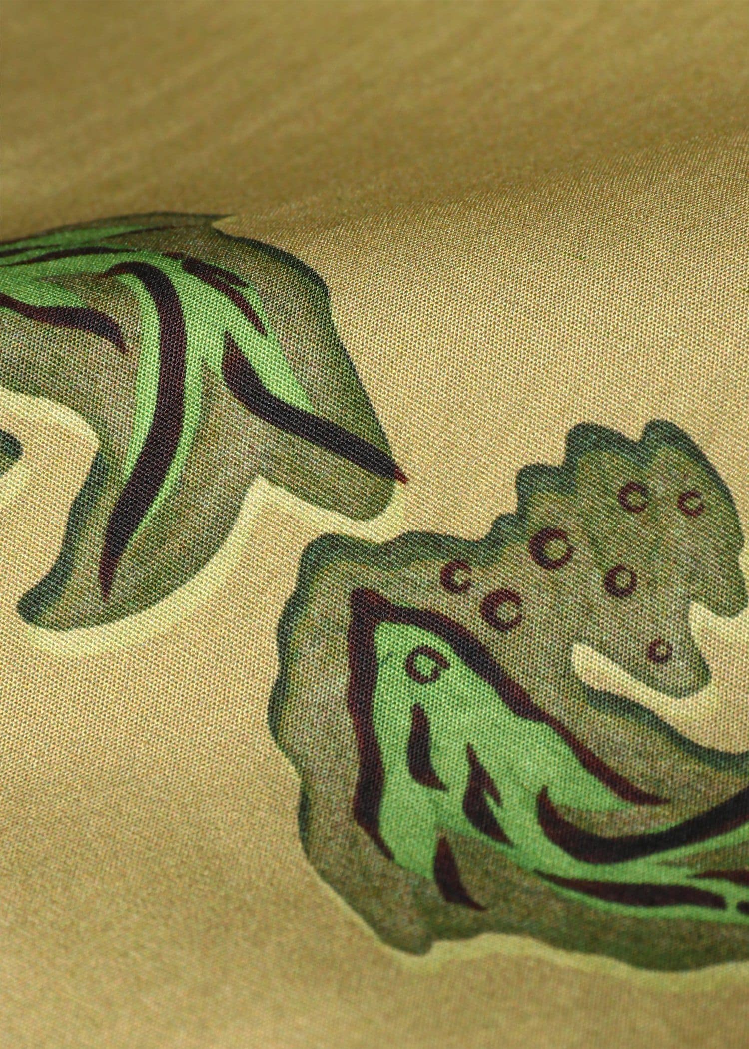 "Travel Collage" プリントシャツ